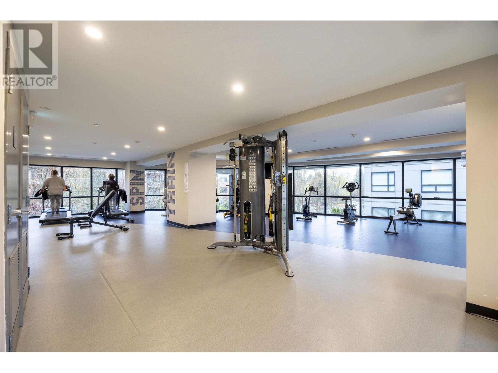 422 9213 Odlin Road Property Photo 24