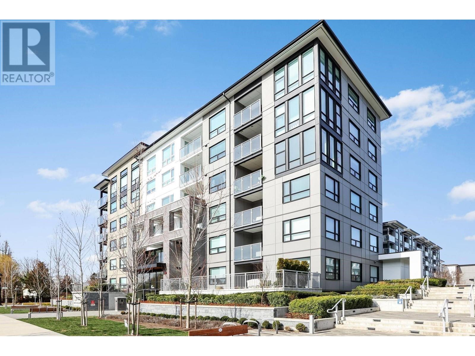 422 9213 Odlin Road Property Photo 26