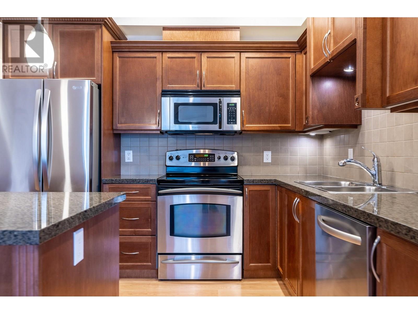 215 22150 Dewdney Trunk Road Property Photo 3