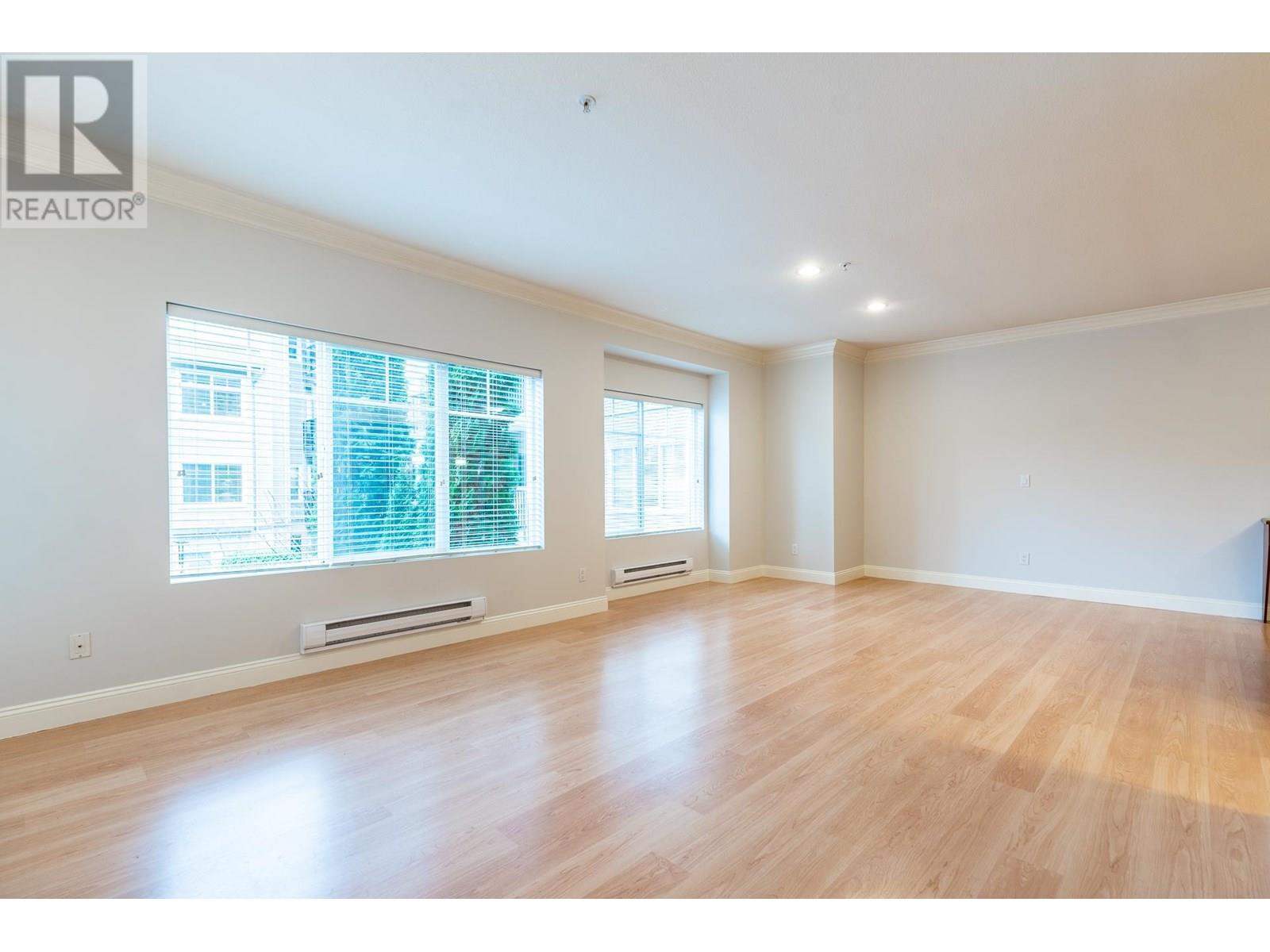 215 22150 Dewdney Trunk Road Property Photo 7