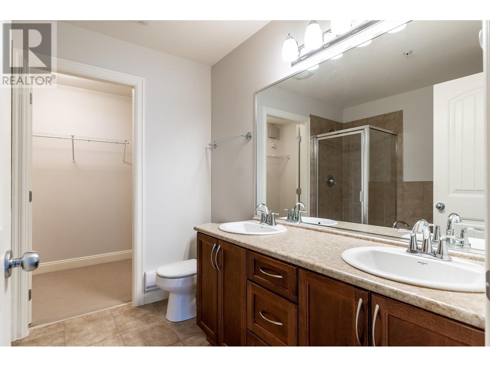 215 22150 Dewdney Trunk Road Property Photo 16