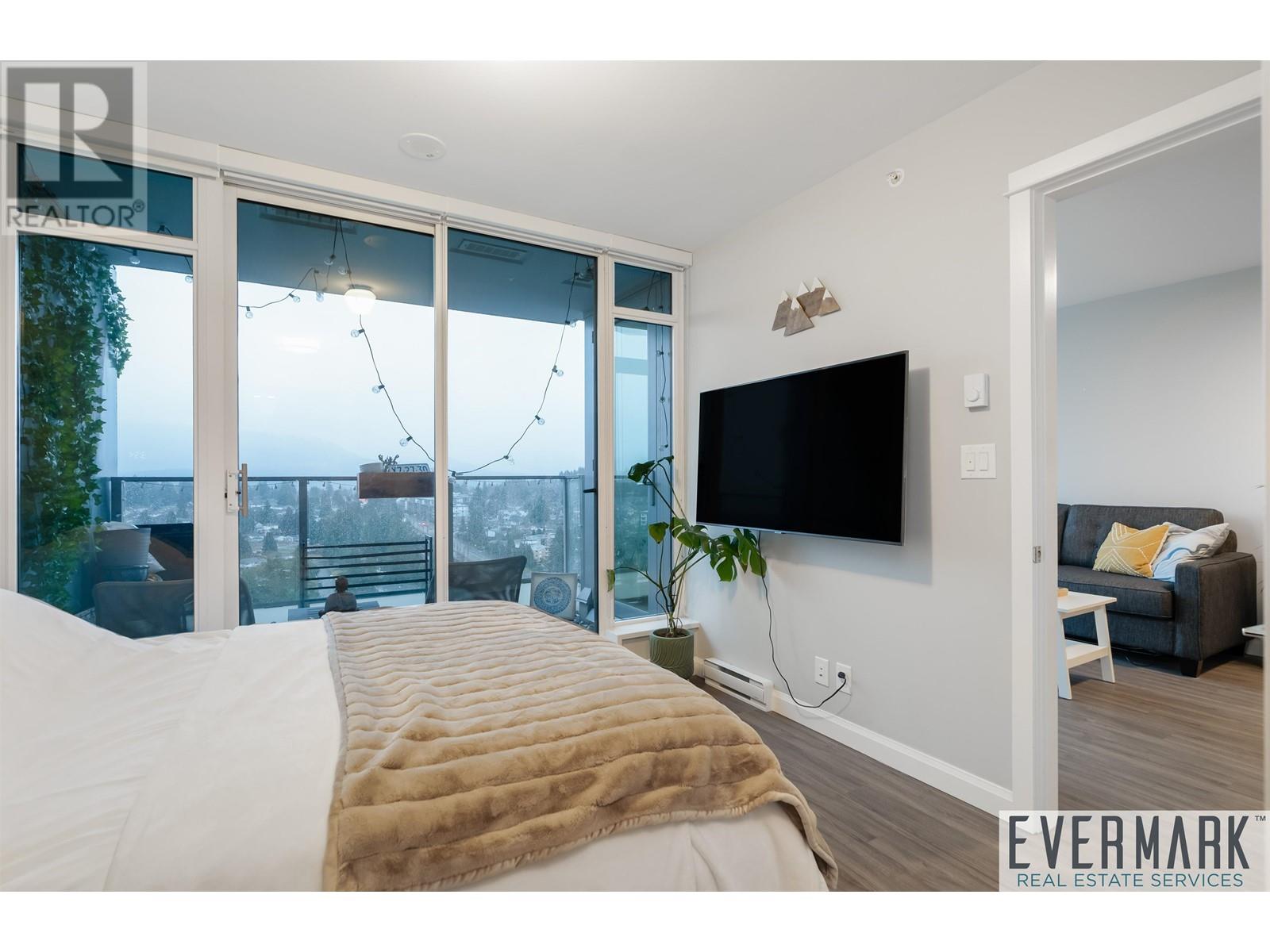 2506 520 Como Lake Avenue Property Photo 5