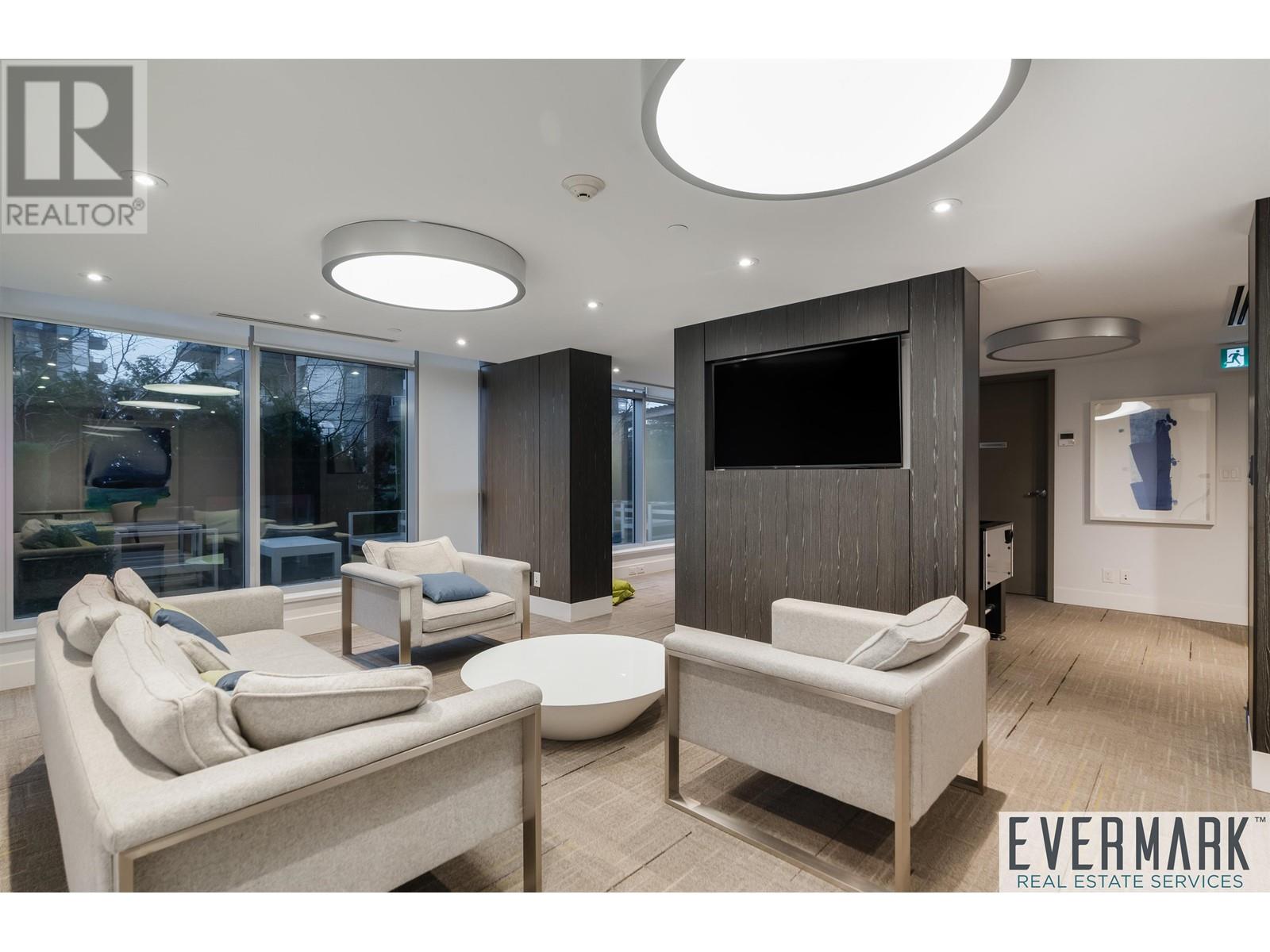 2506 520 Como Lake Avenue Property Photo 13