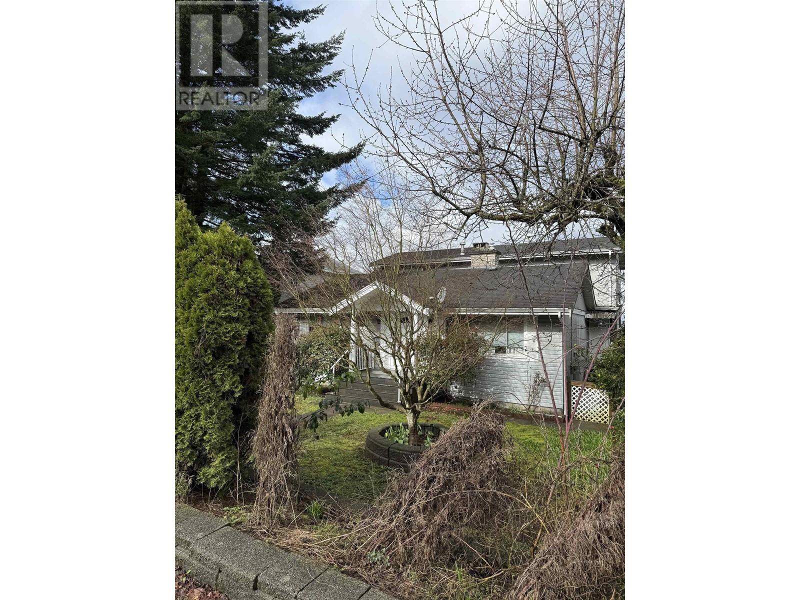 7273 Braeside Drive Property Photo 3