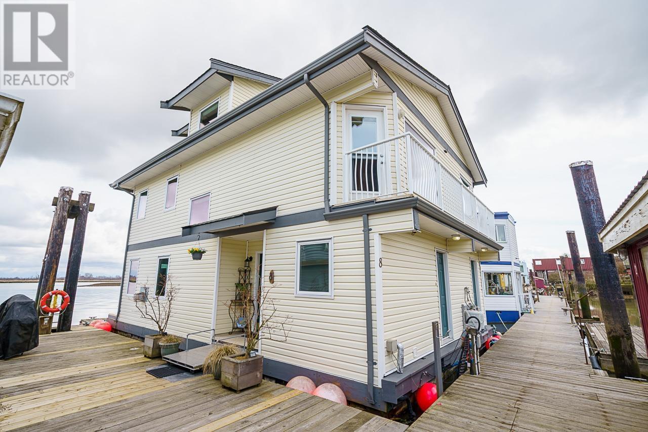 8 3871 W River Road Property Photo 2