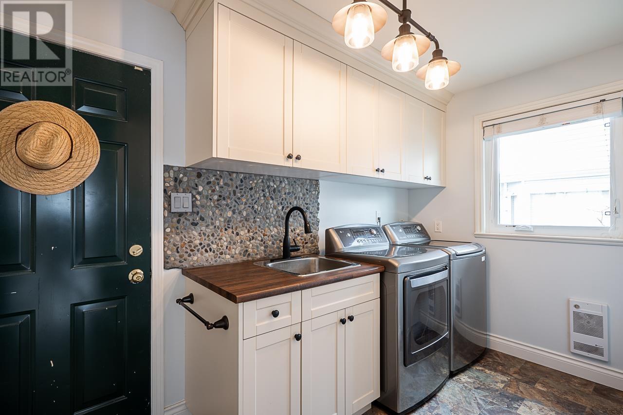 8 3871 W River Road Property Photo 13