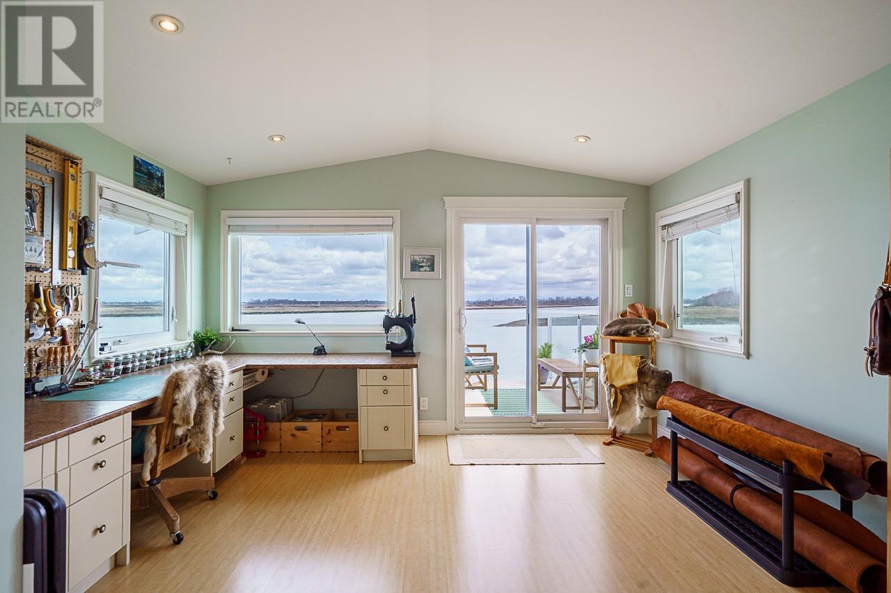 8 3871 W River Road Property Photo 24