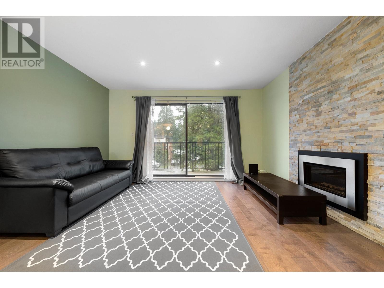 1852 Tatlow Avenue Property Photo 1