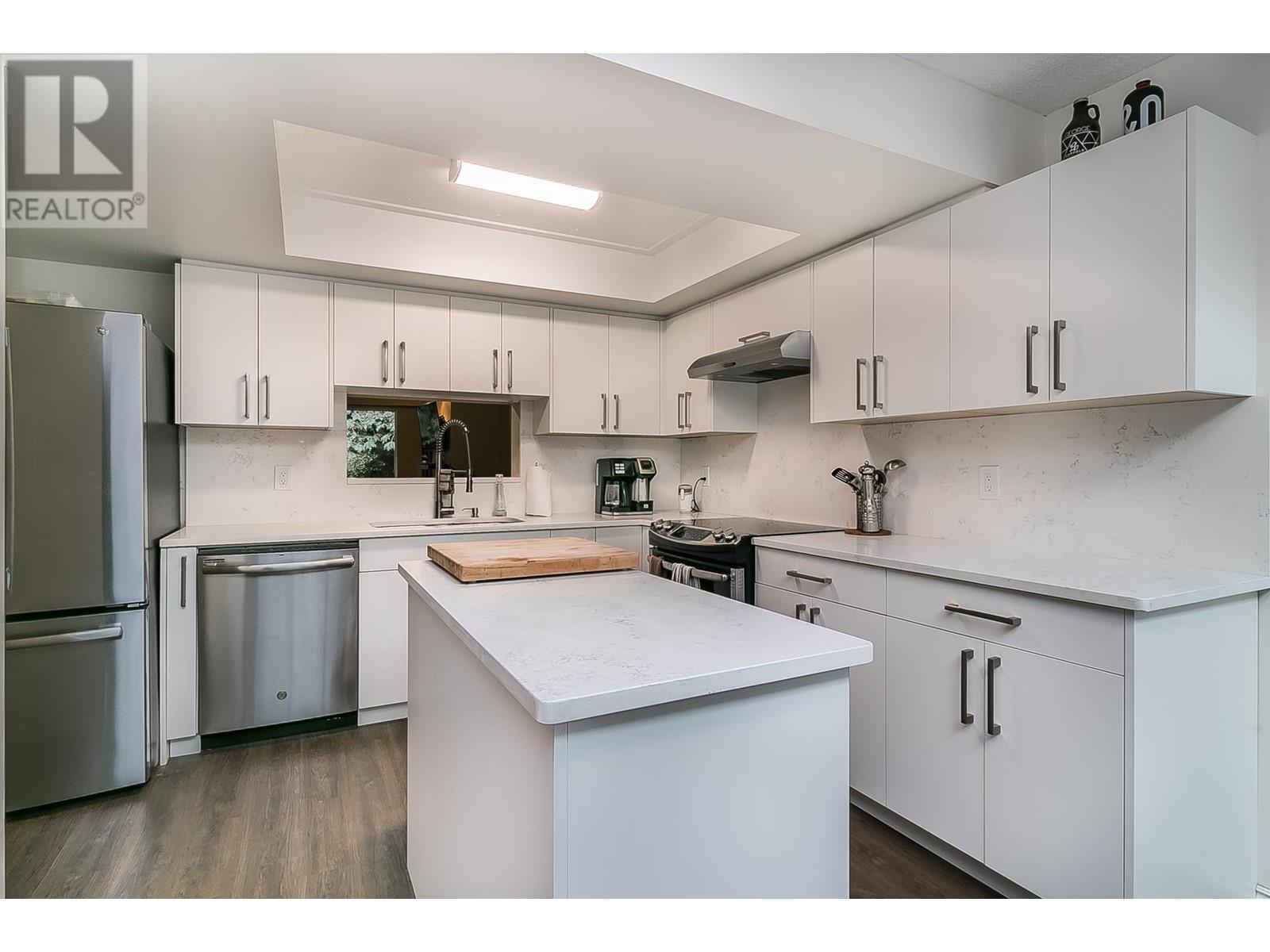 8204 Forest Grove Drive Property Photo