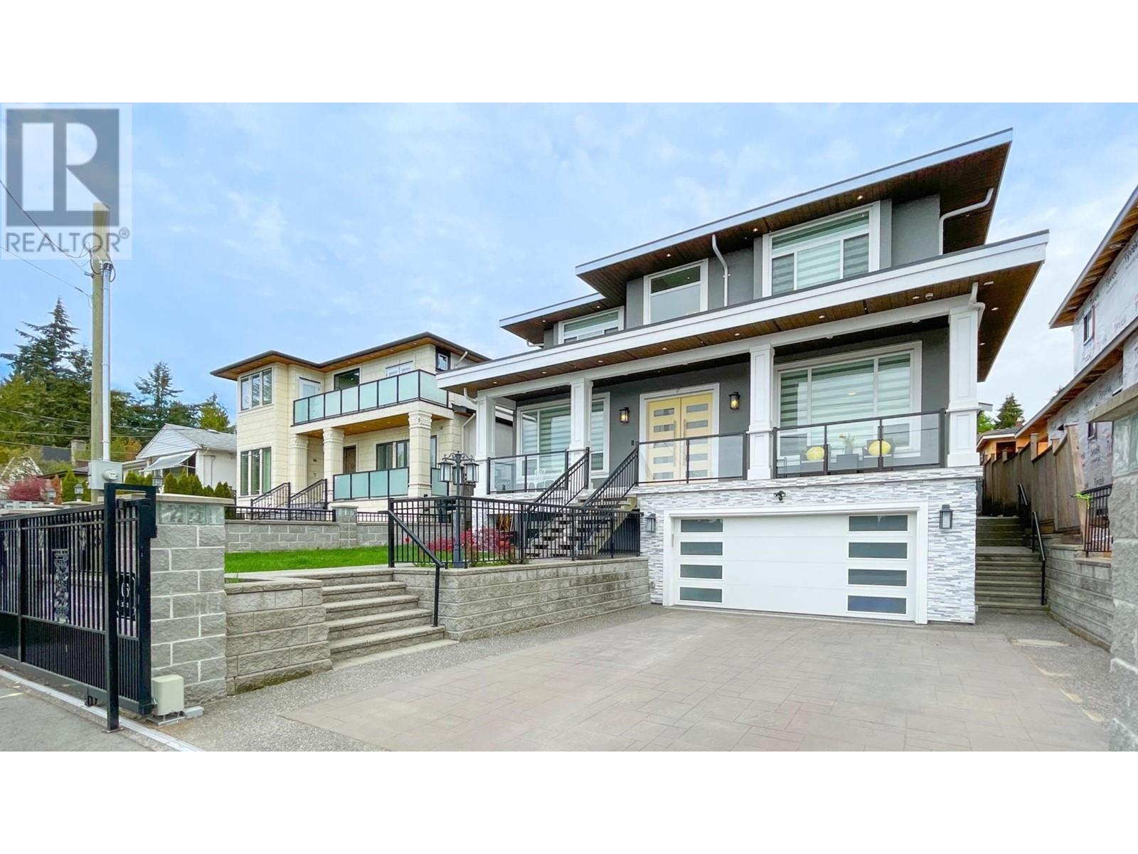 4069 Clinton Street Property Photo