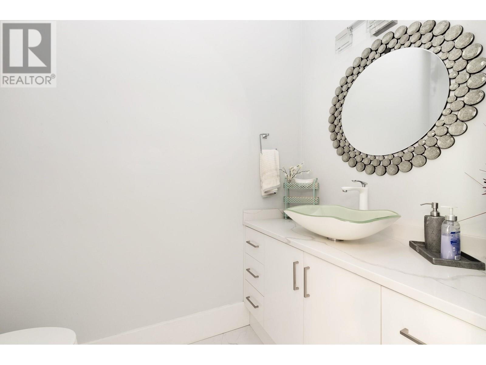 3250 Muirfield Place Property Photo 11