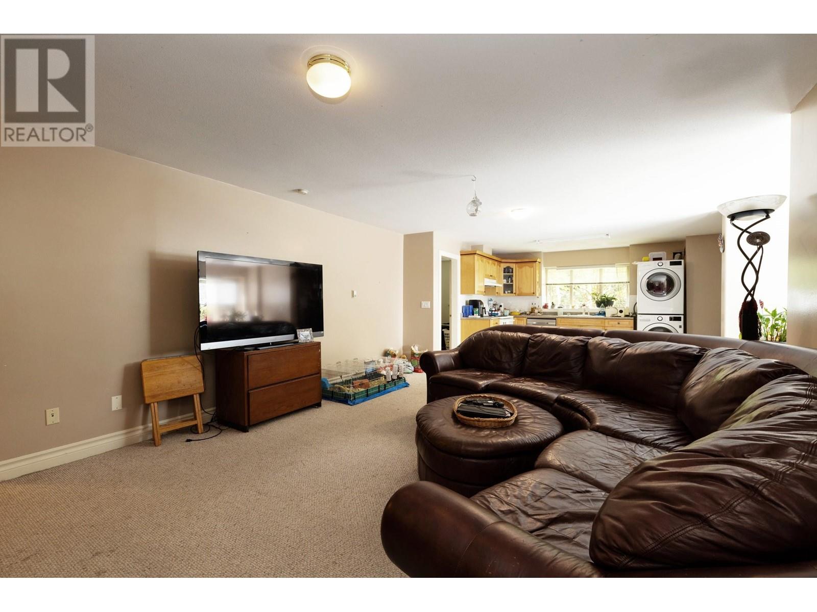 3250 Muirfield Place Property Photo 21