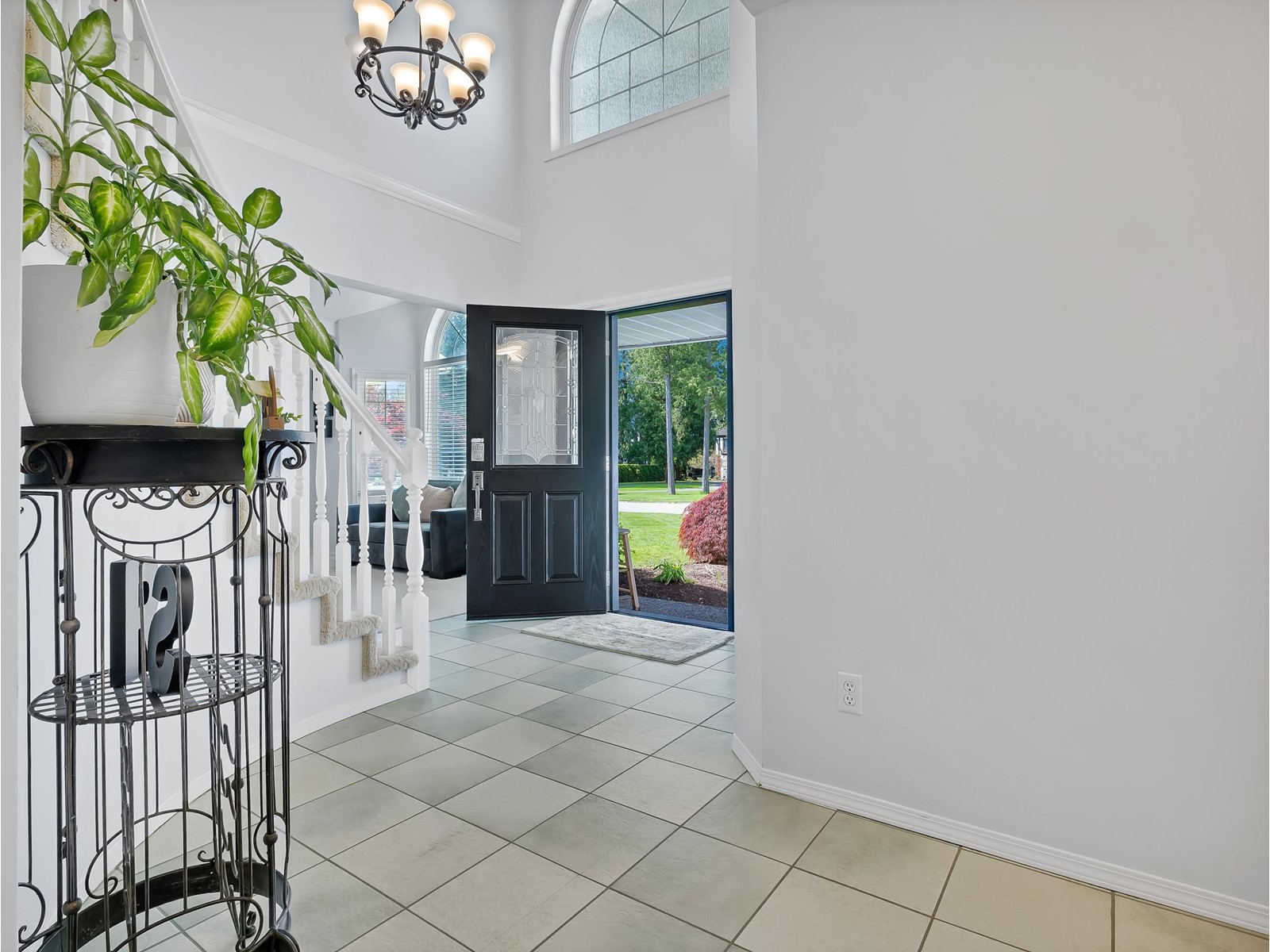 10030 Sussex Drive, Rosedale Property Photo 4