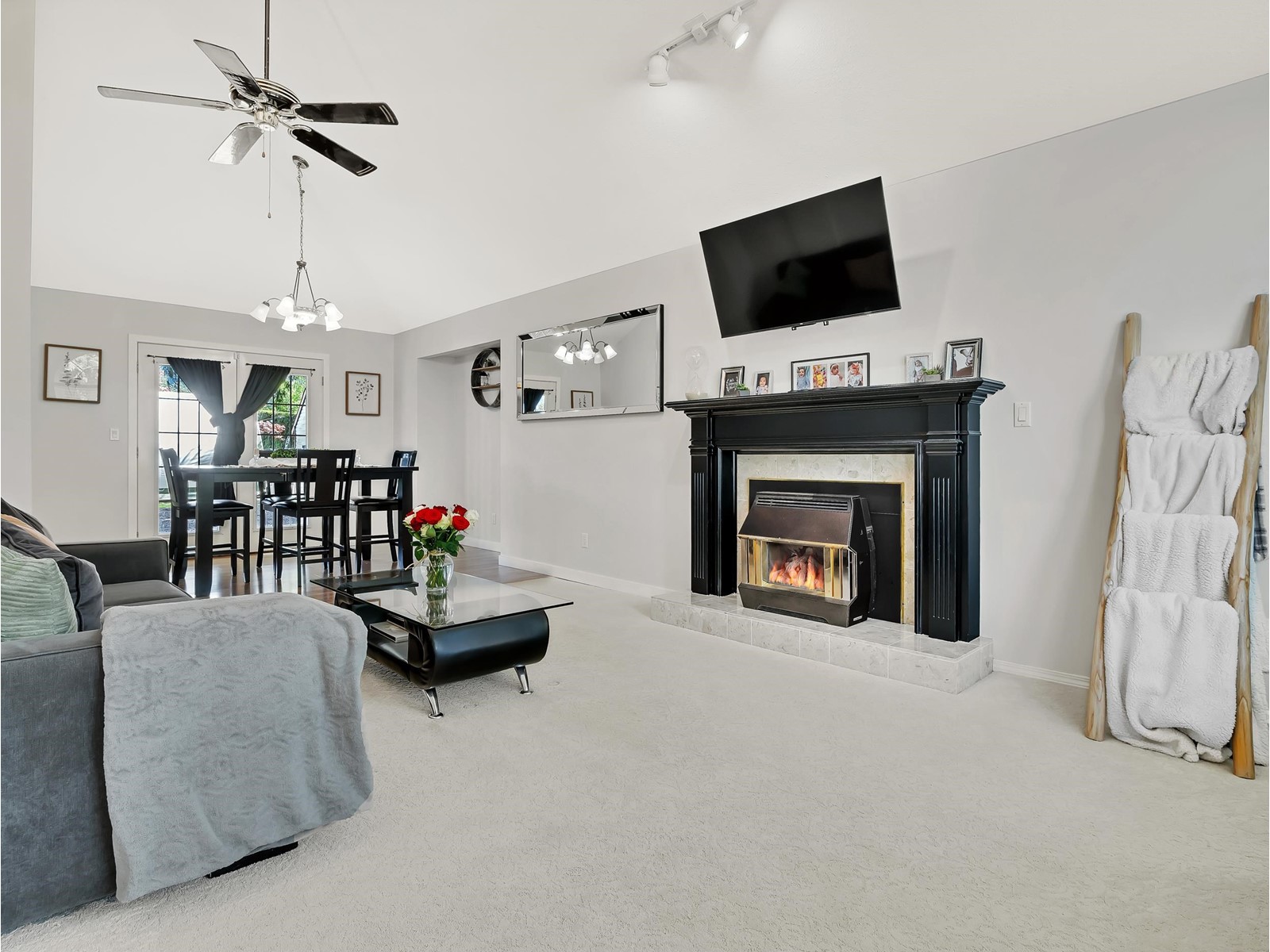 10030 Sussex Drive, Rosedale Property Photo 7