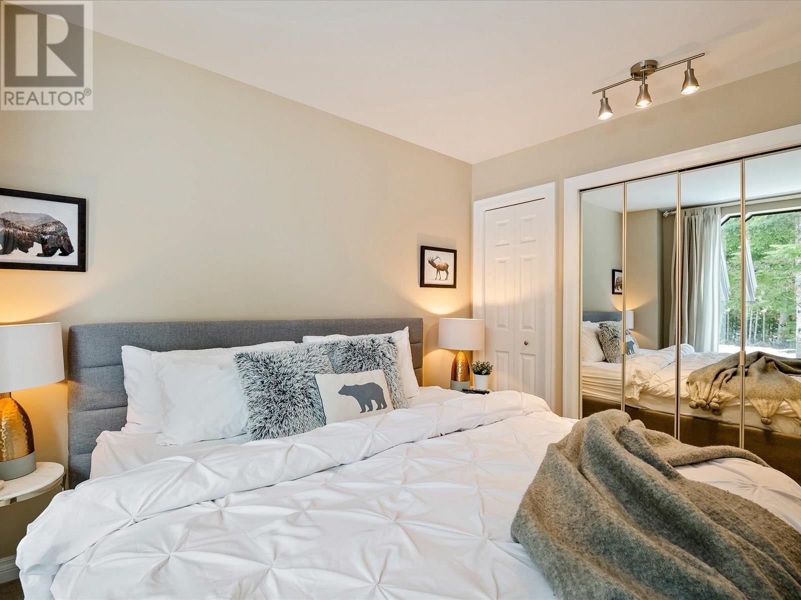 8 4510 Blackcomb Way Property Photo 16