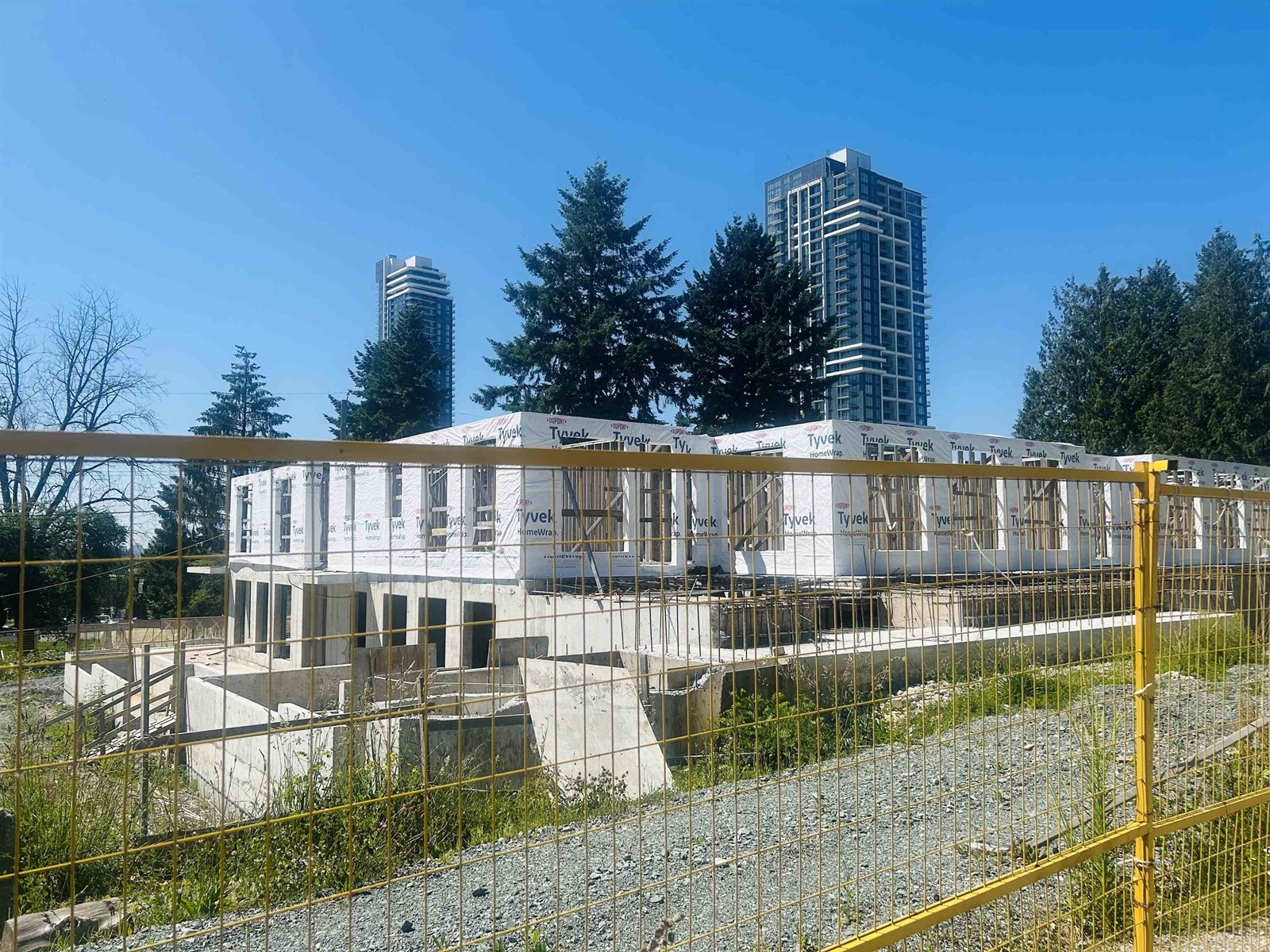 103 10661 137a Street Property Photo 1