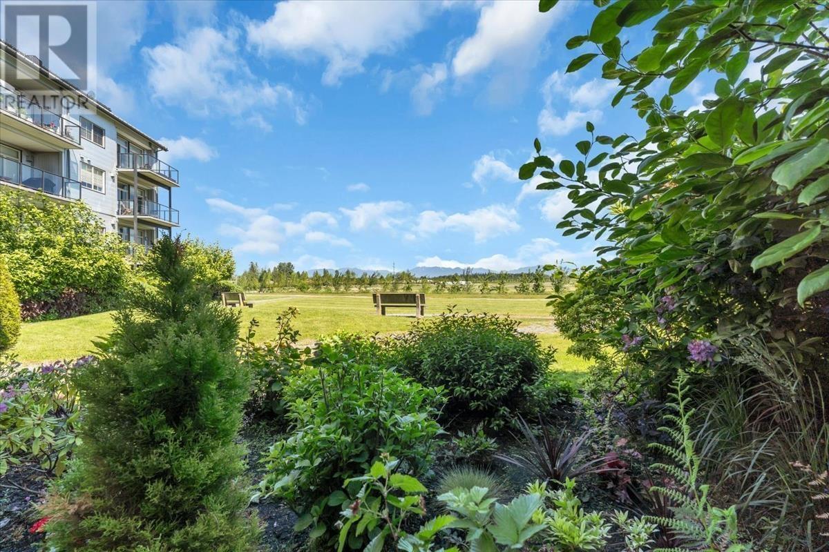 112 6233 London Road Property Photo 33