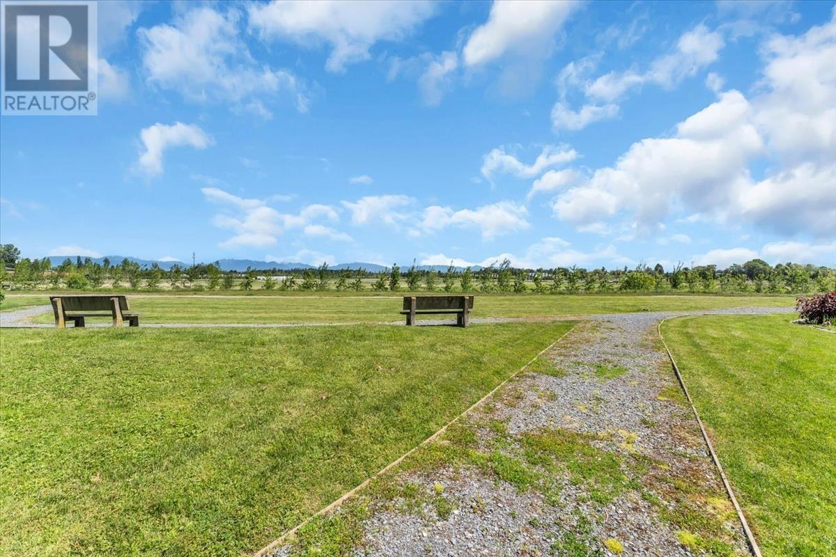 112 6233 London Road Property Photo 36