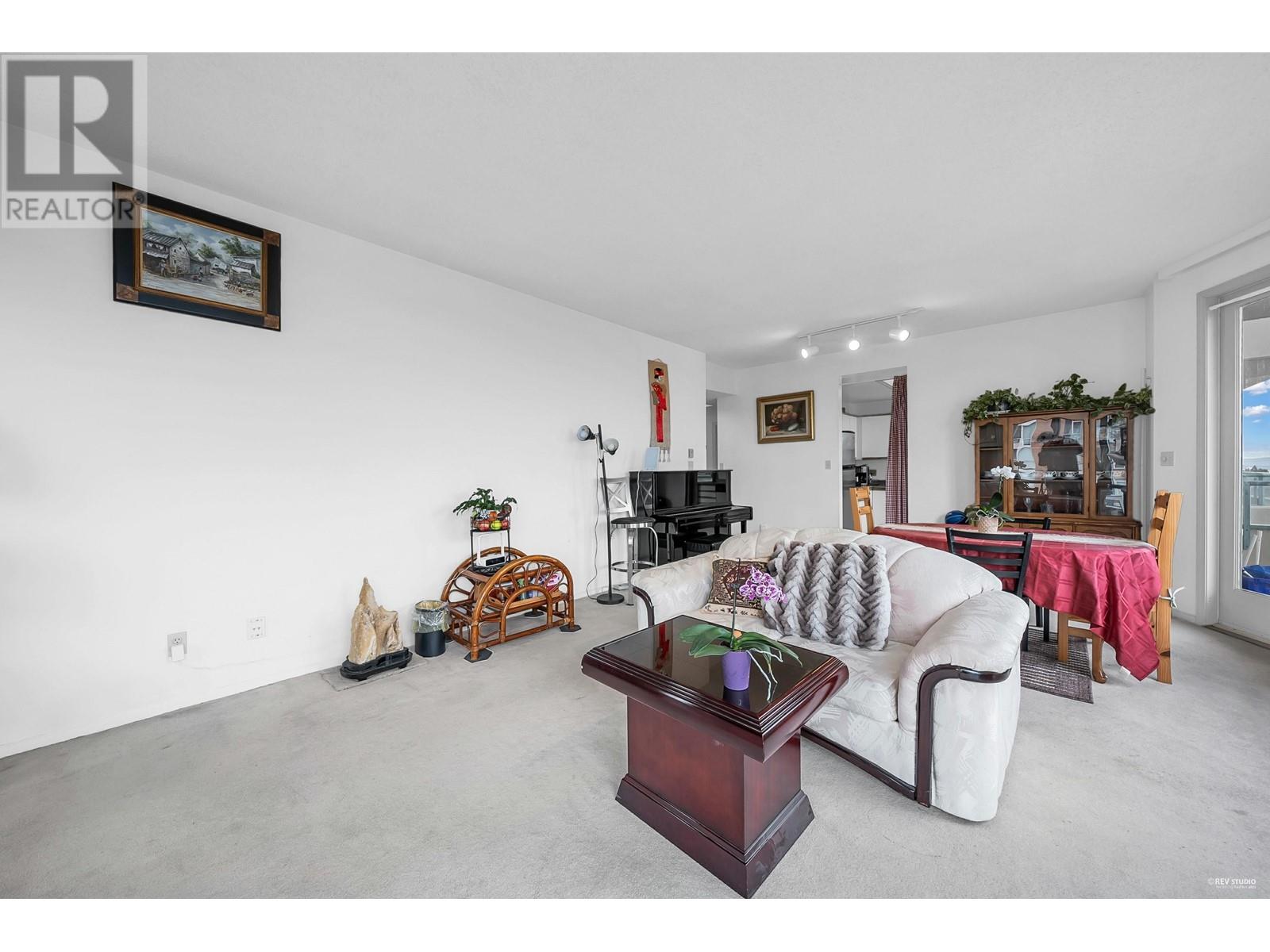 1001 4603 Hazel Street Property Photo 6