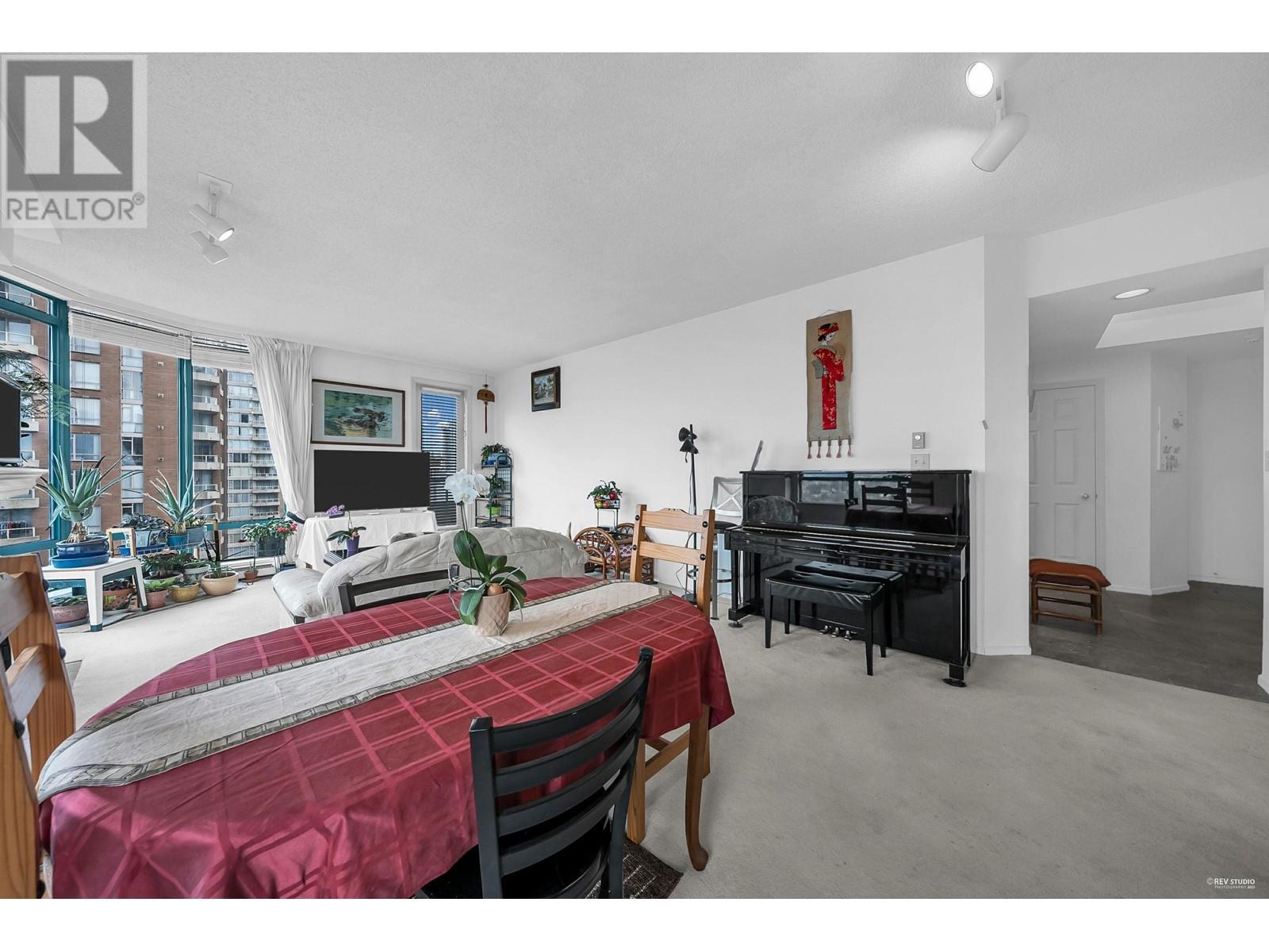 1001 4603 Hazel Street Property Photo 8