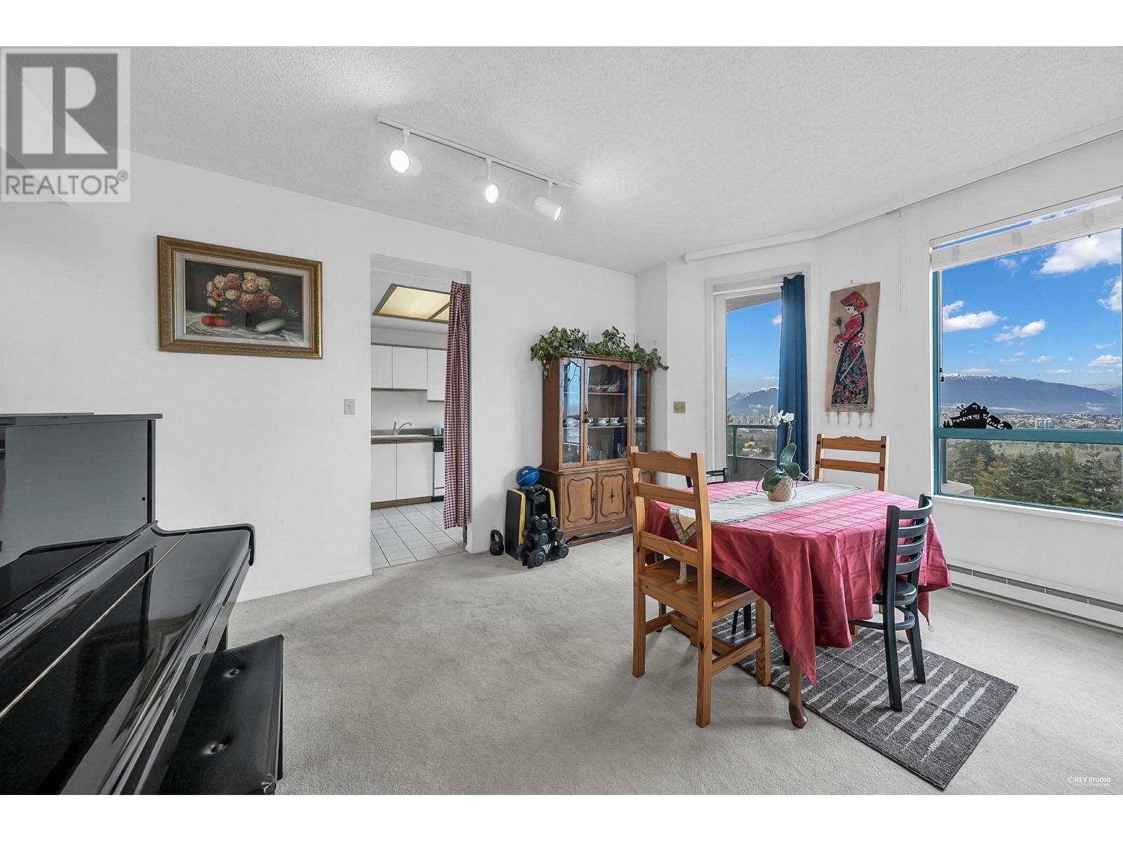 1001 4603 Hazel Street Property Photo 9