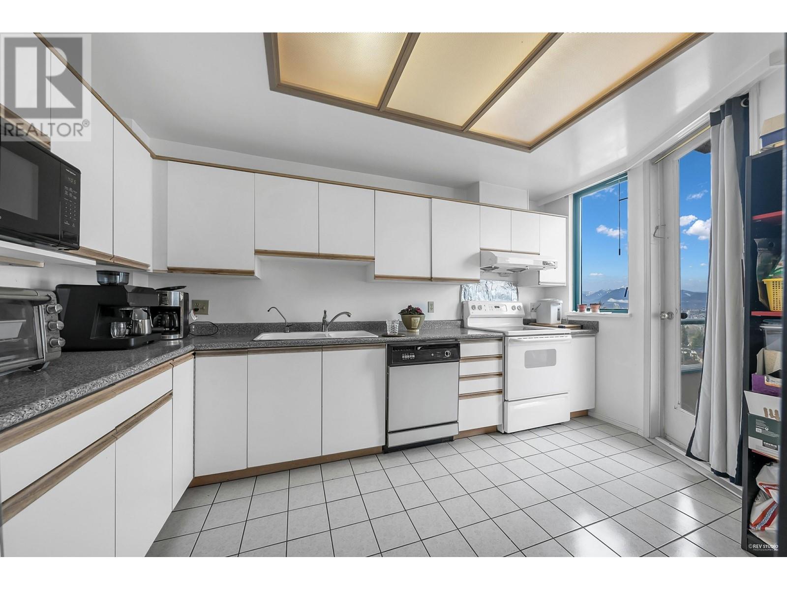 1001 4603 Hazel Street Property Photo 21