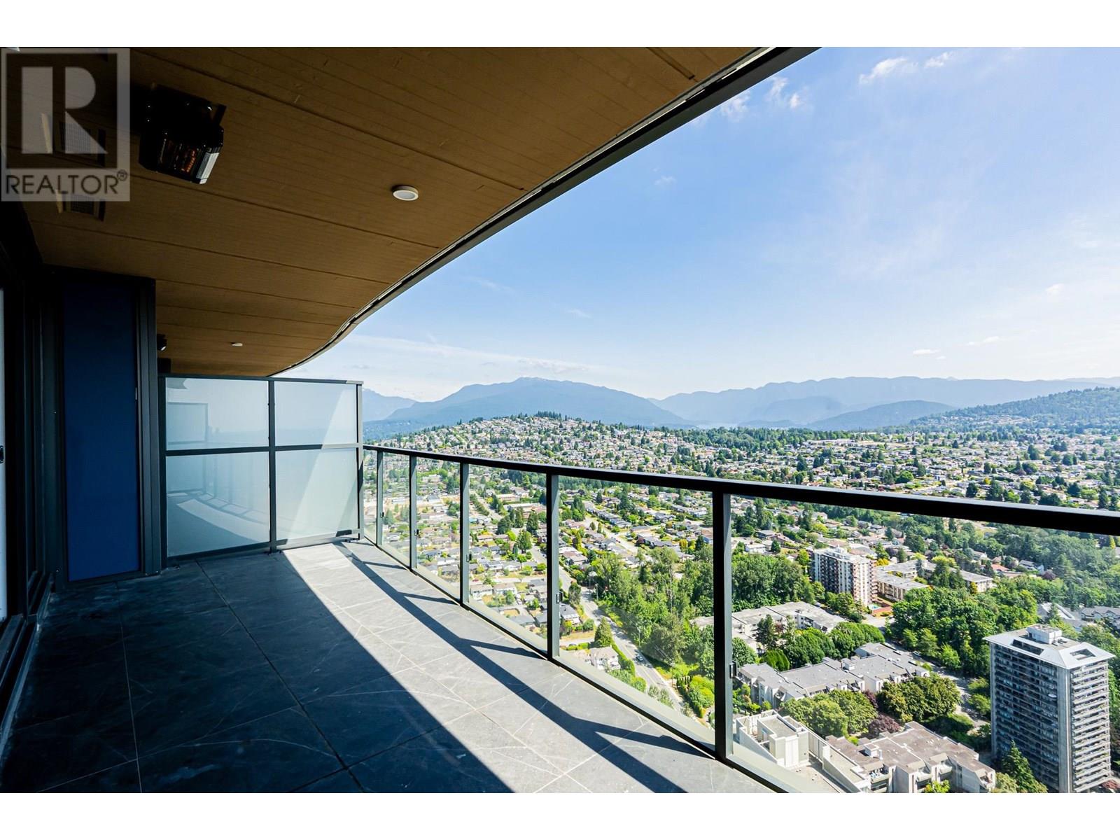 5305 4880 Lougheed Highway Property Photo 10