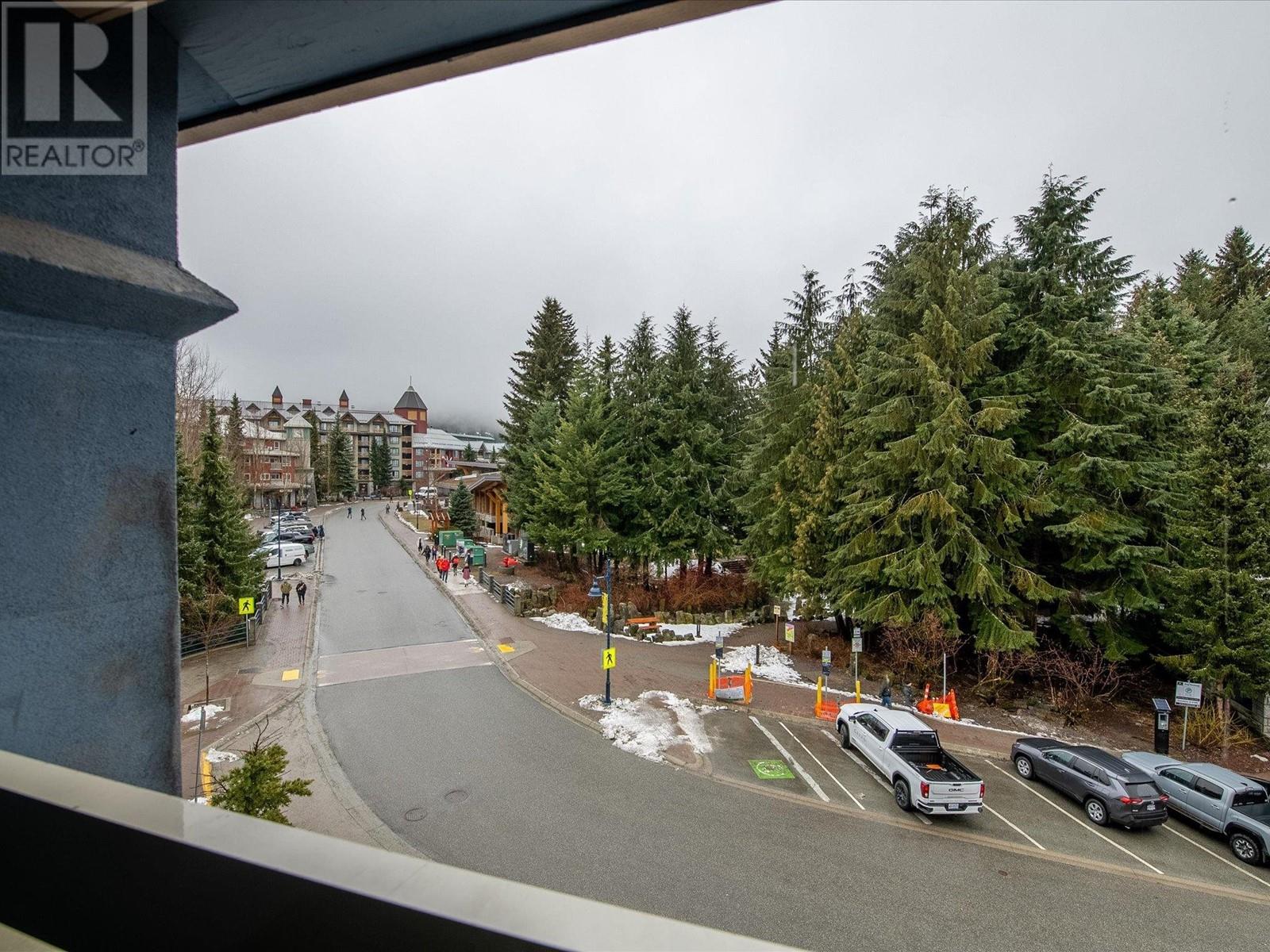 323 4338 Main Street Property Photo 7