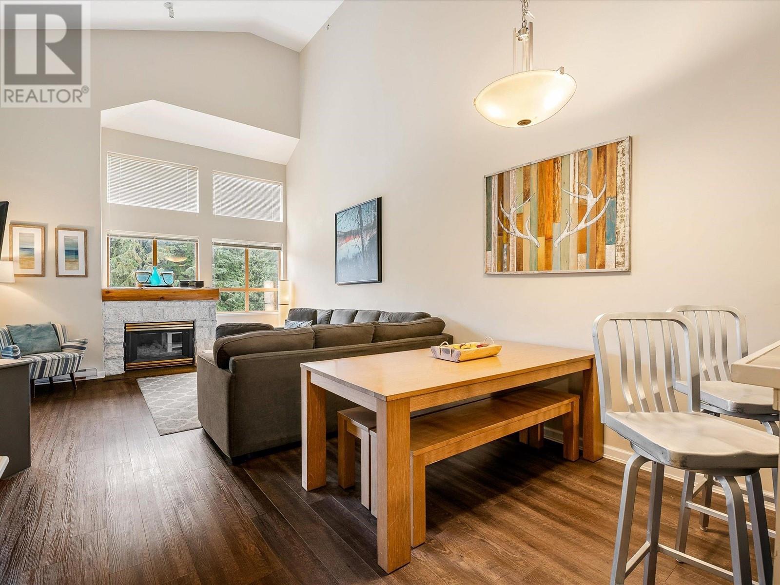 323 4338 Main Street Property Photo 13