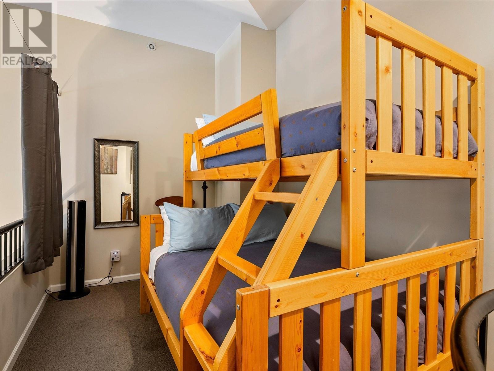 323 4338 Main Street Property Photo 19