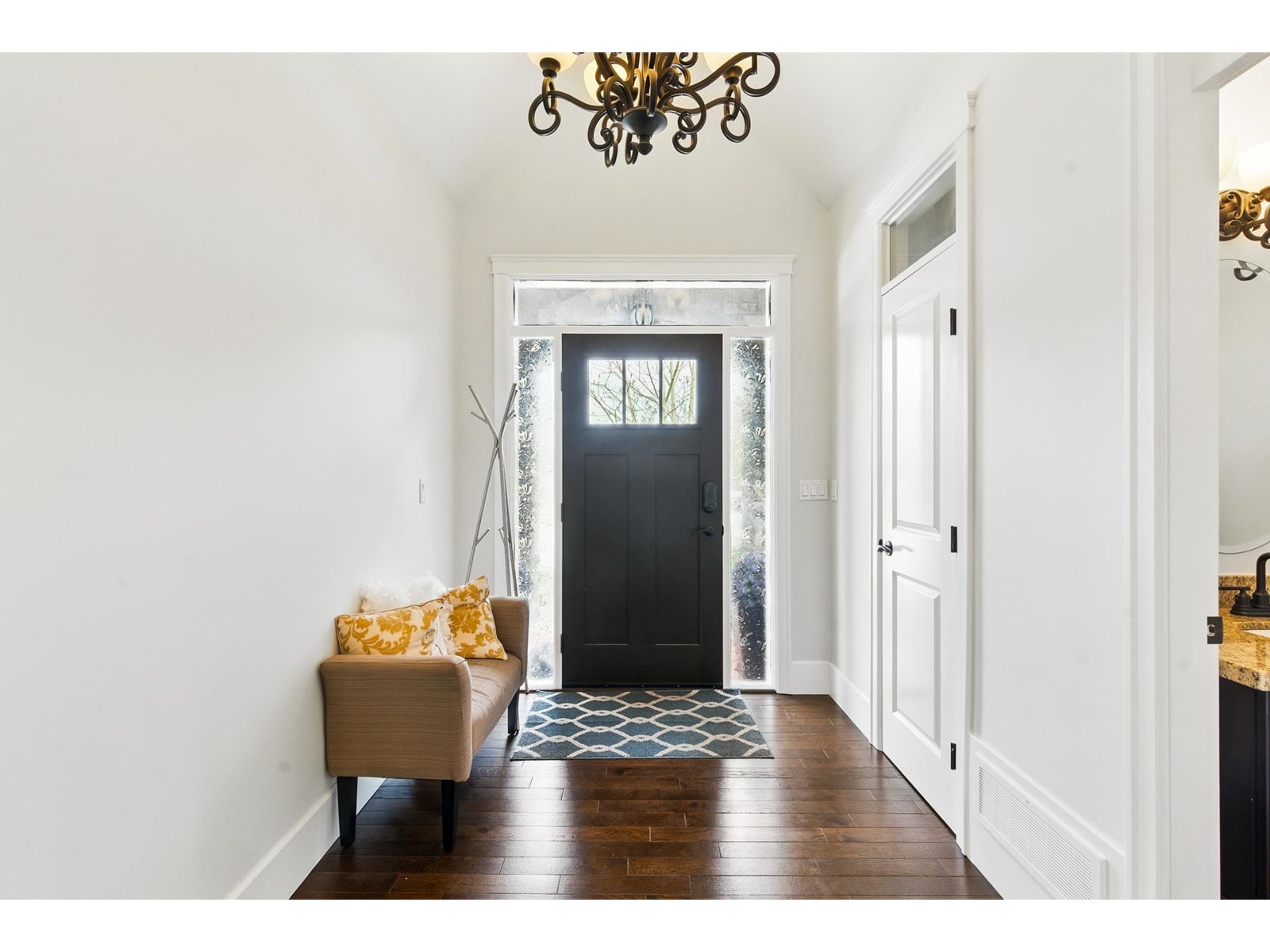8059 210 Street Property Photo 3