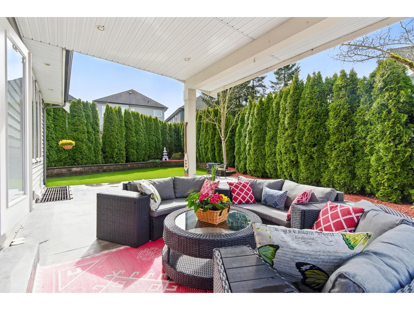 8059 210 Street Property Photo 16