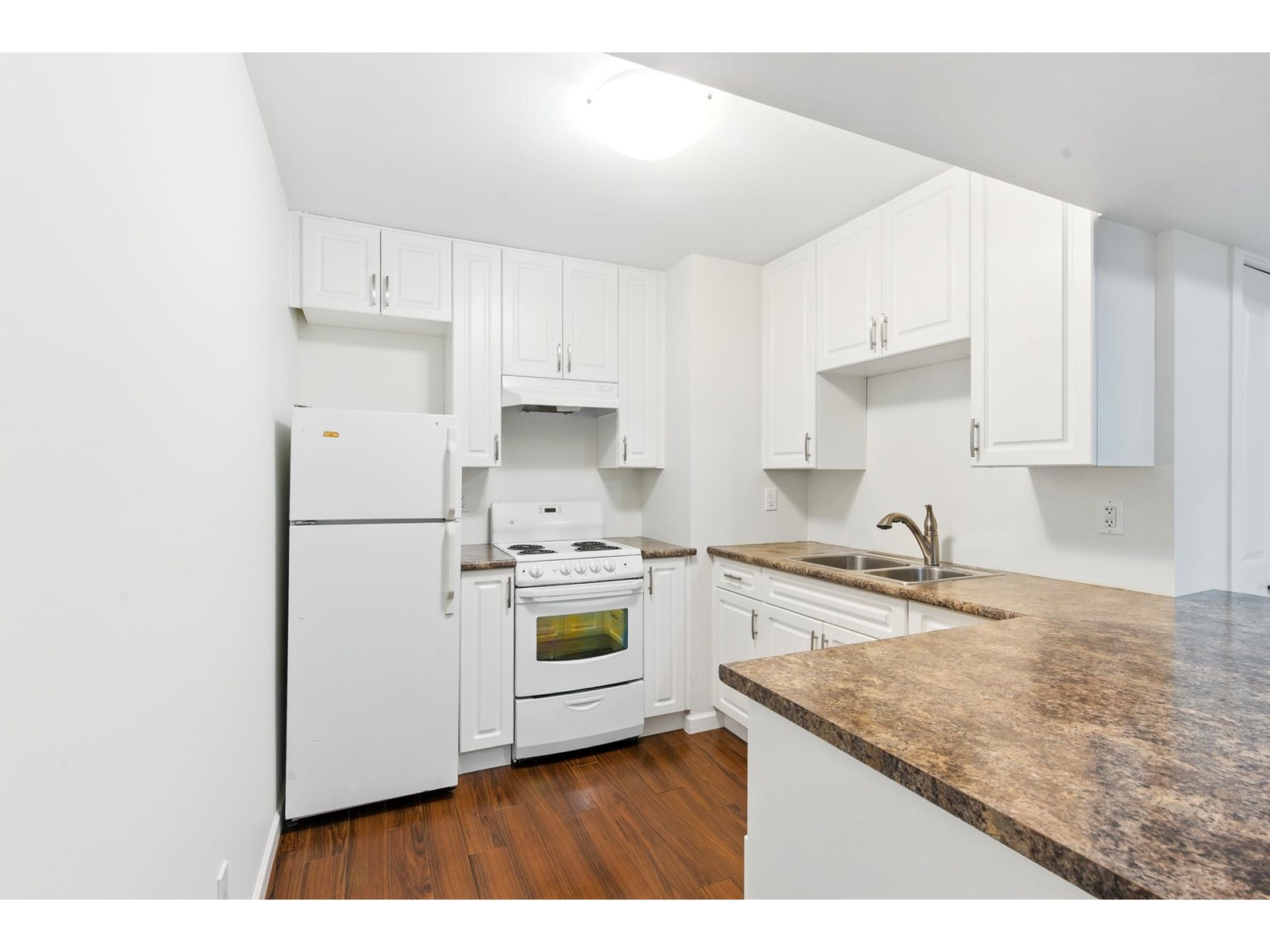 8059 210 Street Property Photo 36