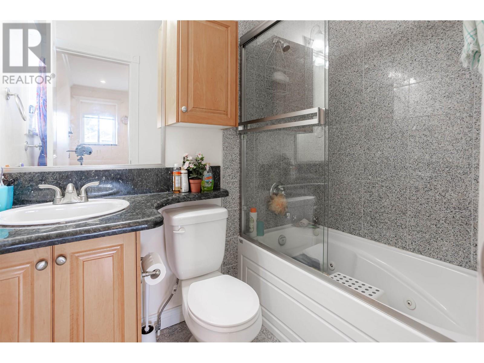 6641 Sperling Avenue Property Photo 20