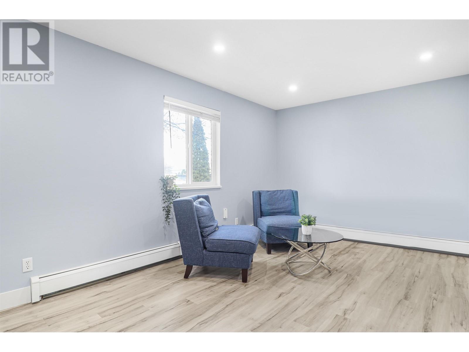 7365 Canada Way Property Photo 10