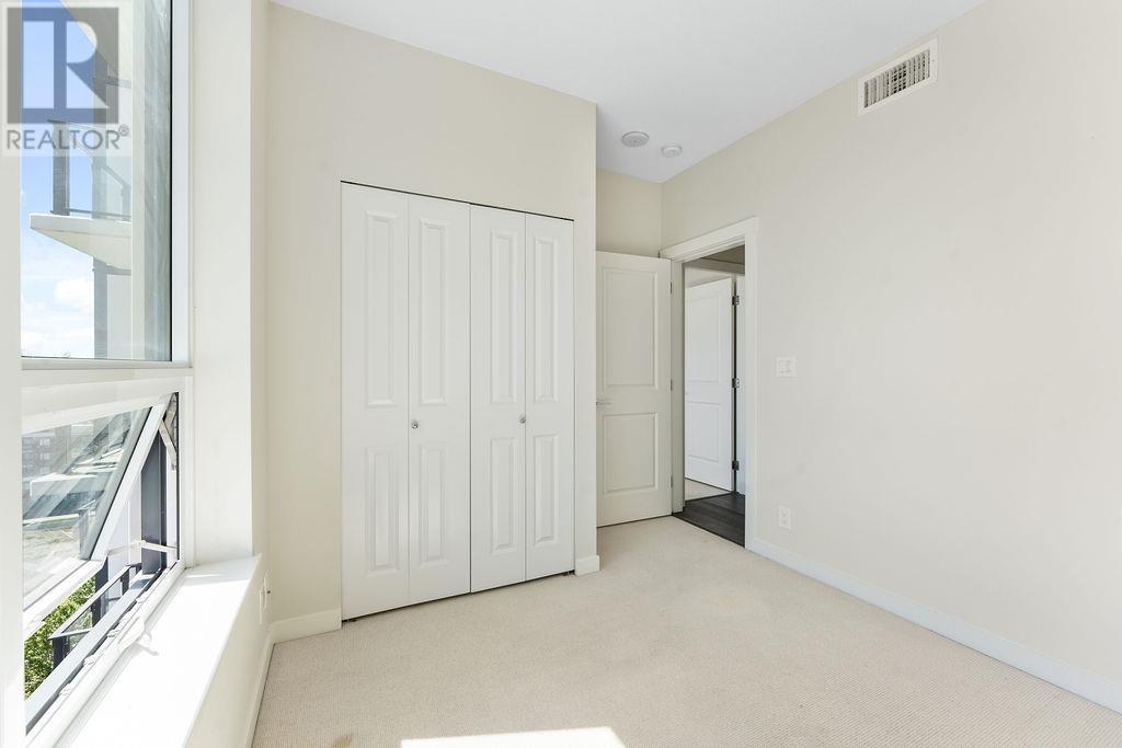 1108 3487 Binning Road Property Photo 22