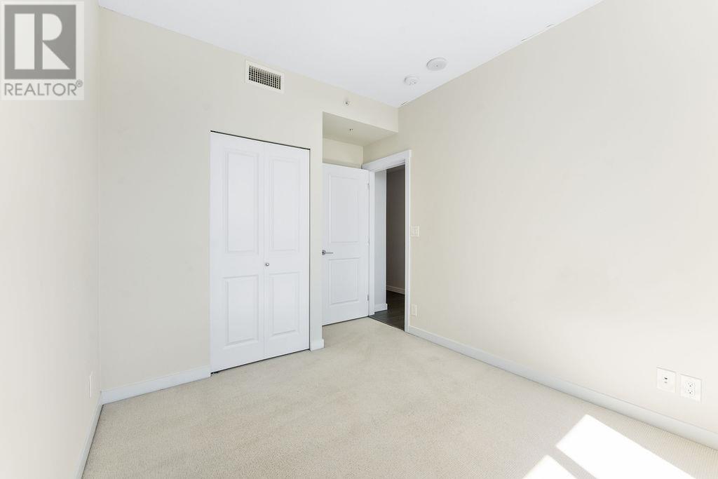 1108 3487 Binning Road Property Photo 24