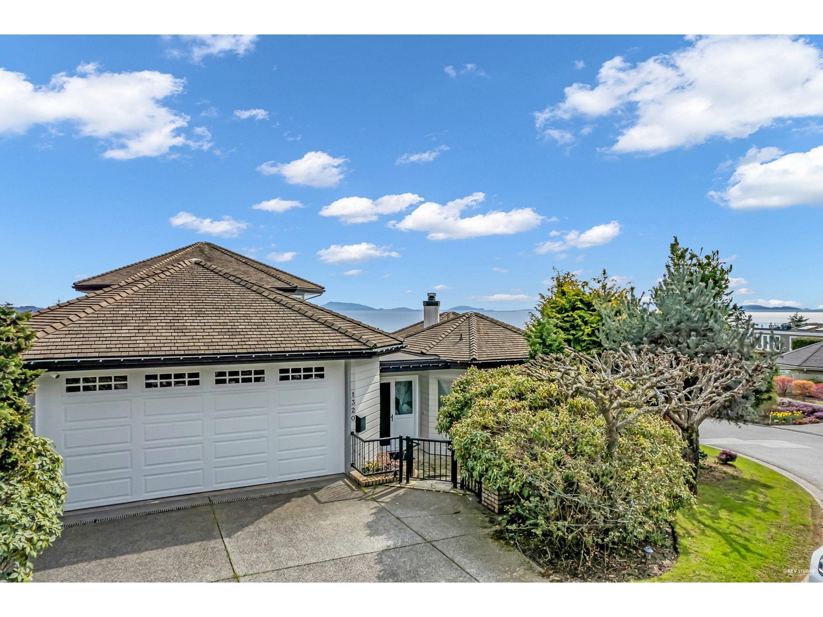 1320 132A STREET Property Photo 1