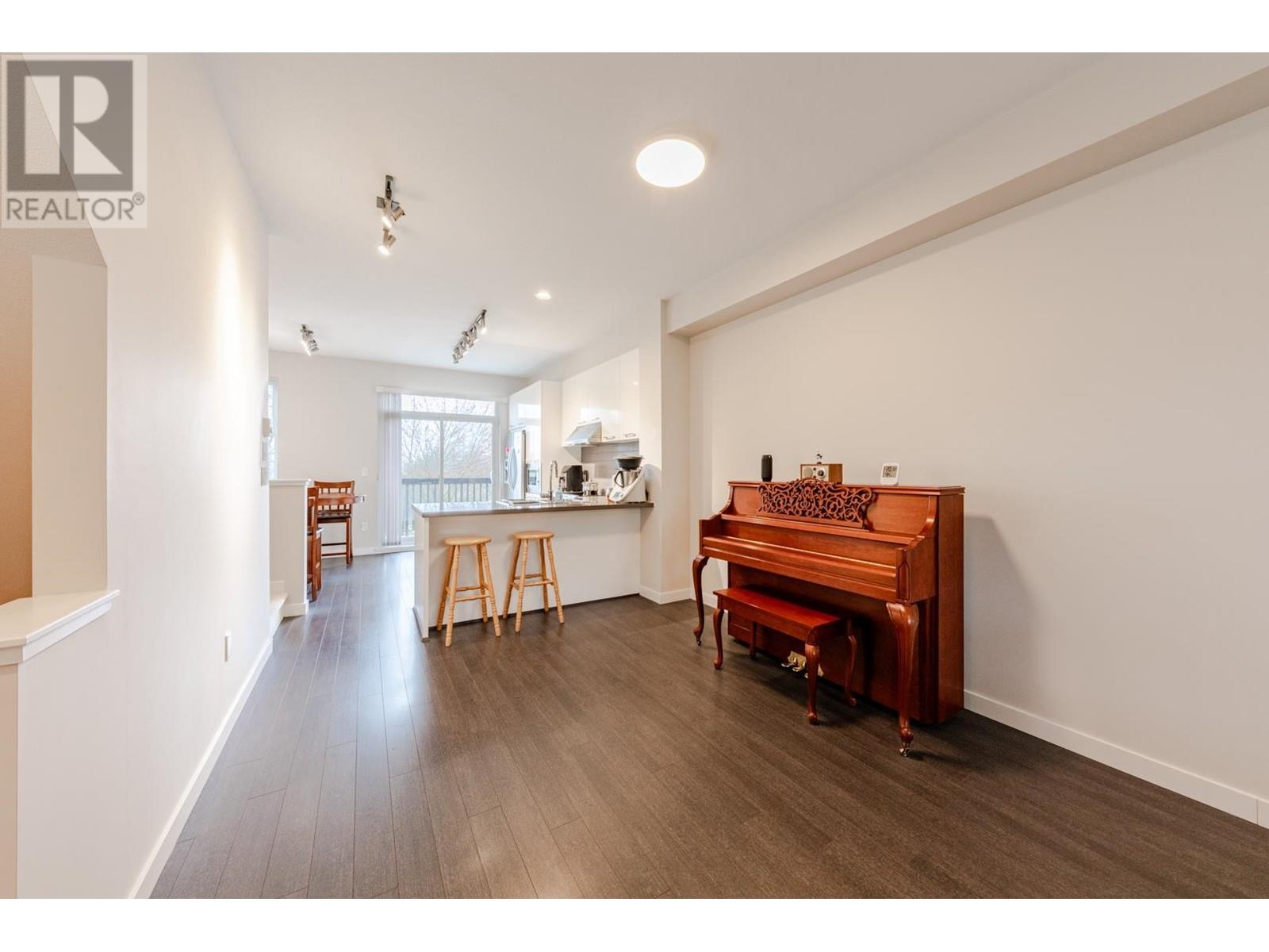 84 1338 Hames Crescent Property Photo 11