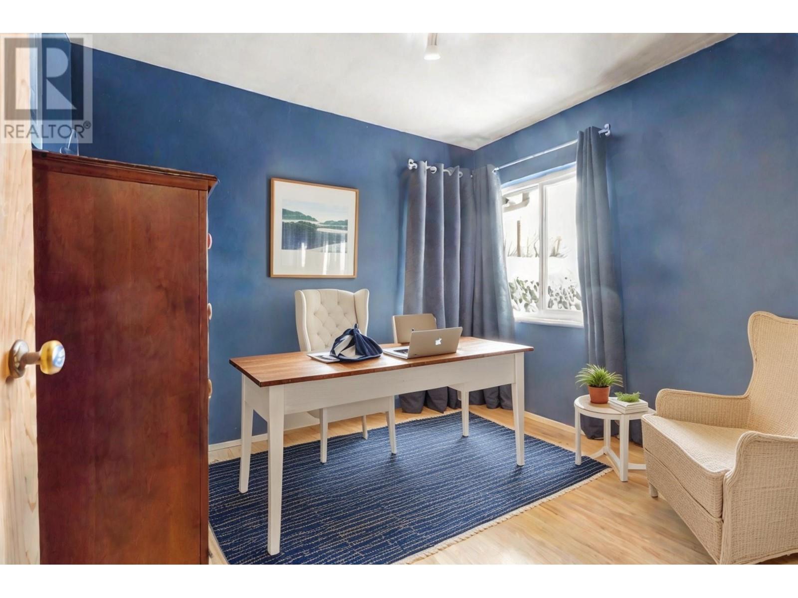 6430 Portland Street Property Photo 15