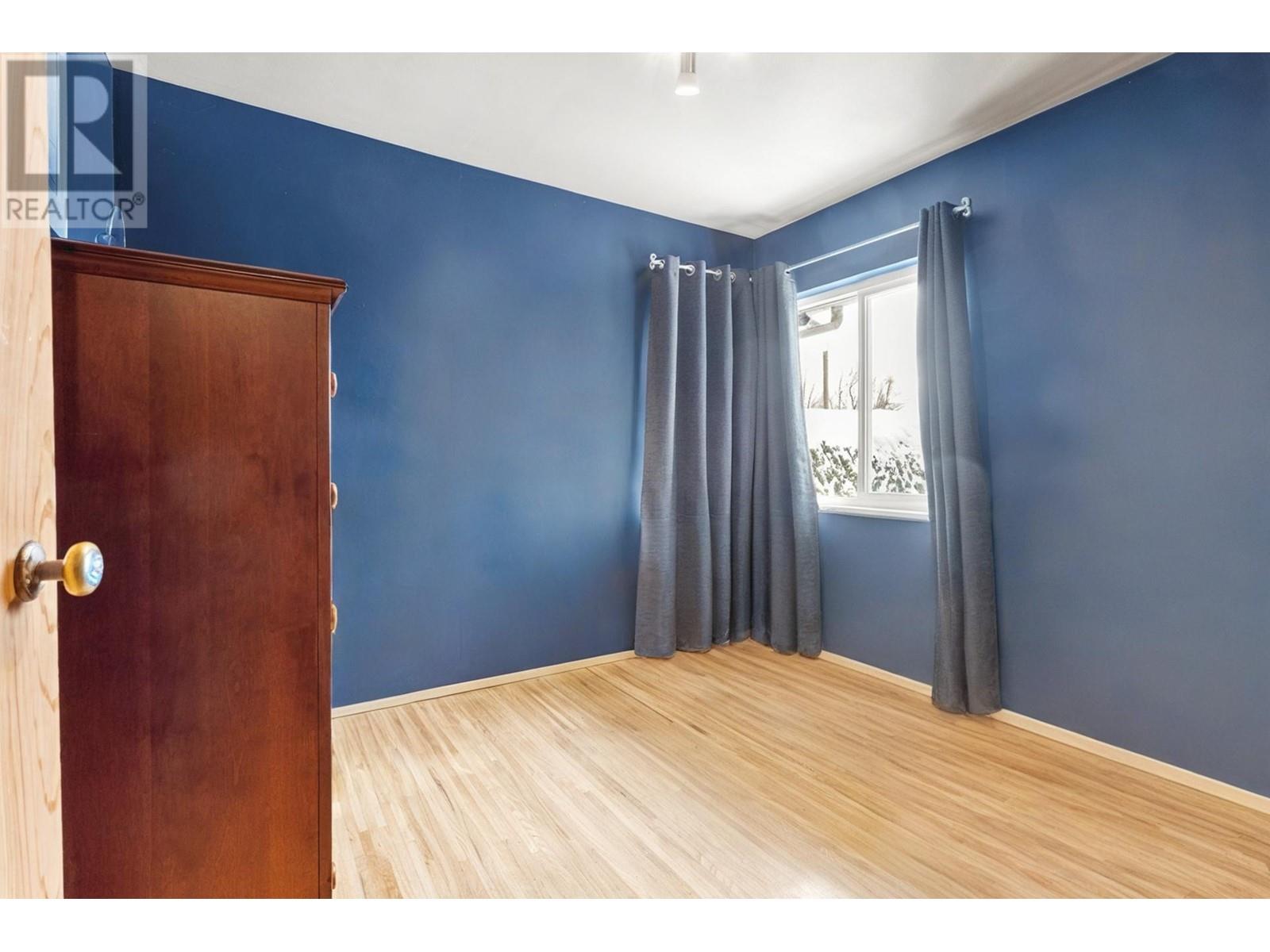 6430 Portland Street Property Photo 16