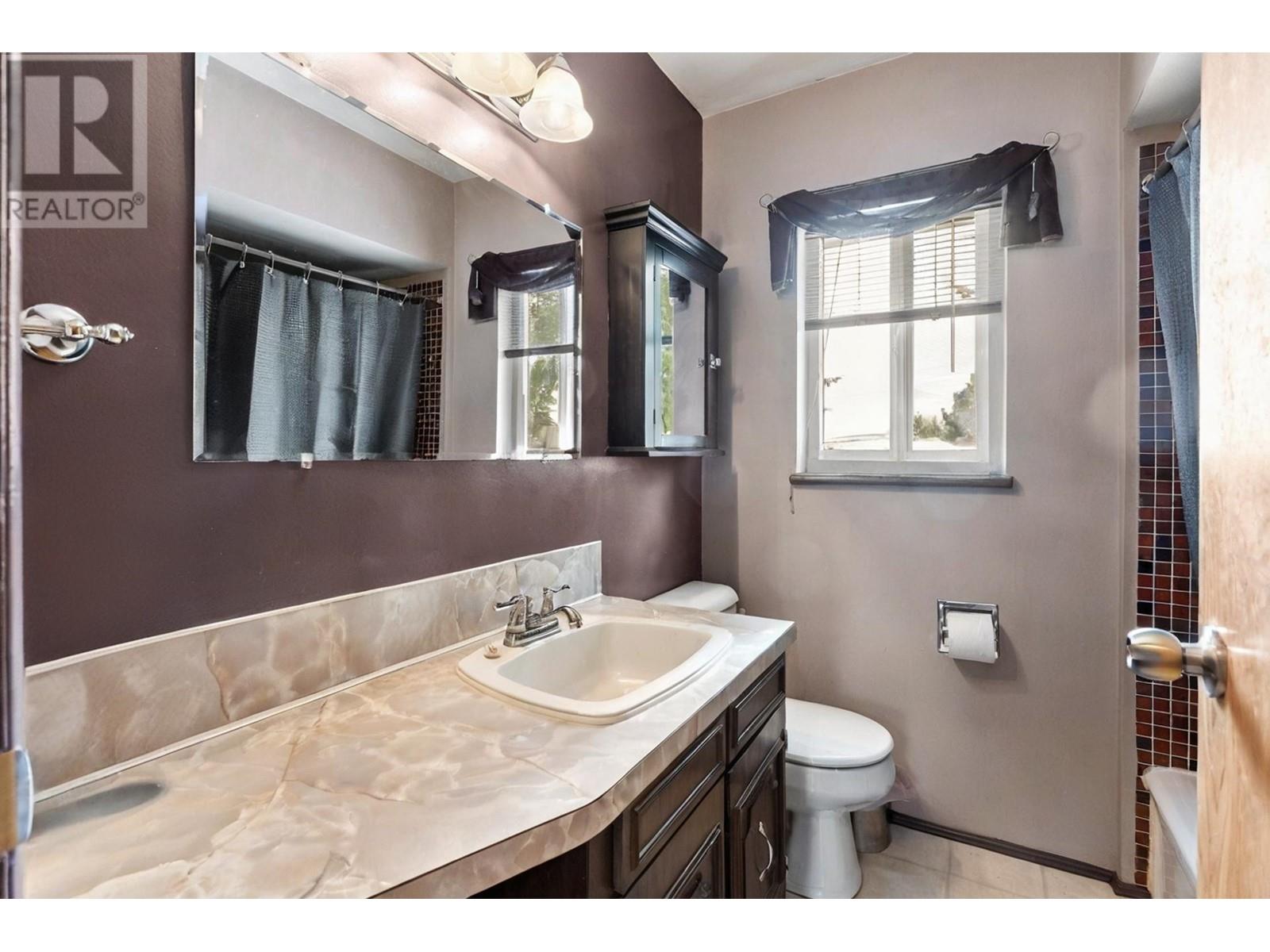 6430 Portland Street Property Photo 17
