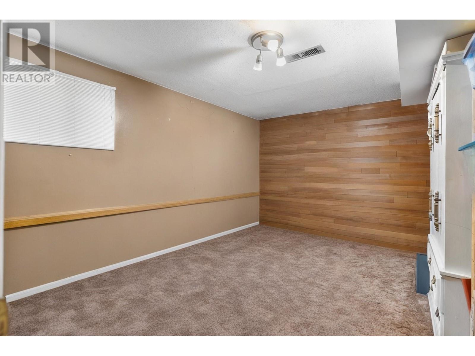 6430 Portland Street Property Photo 23