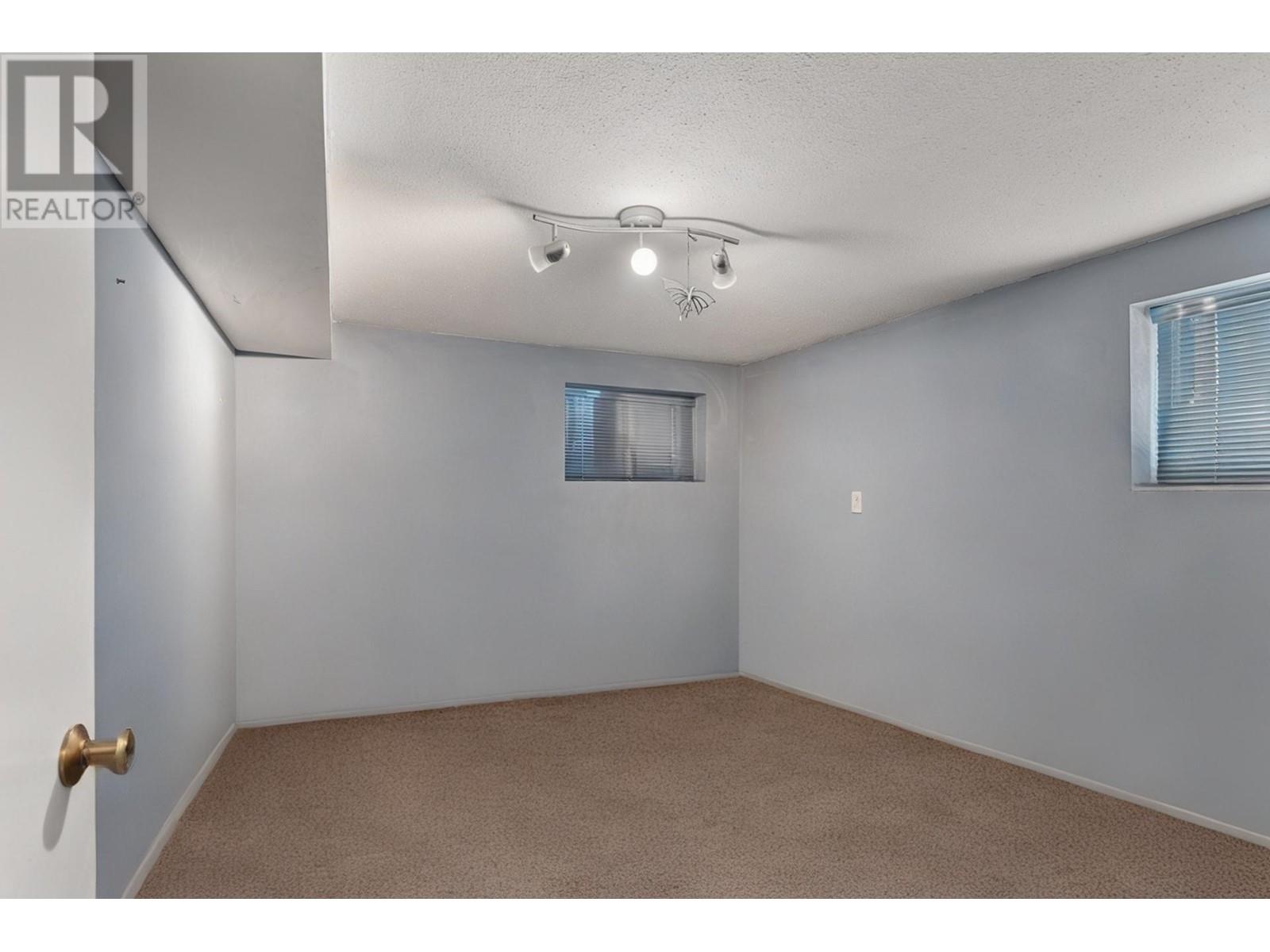 6430 Portland Street Property Photo 25