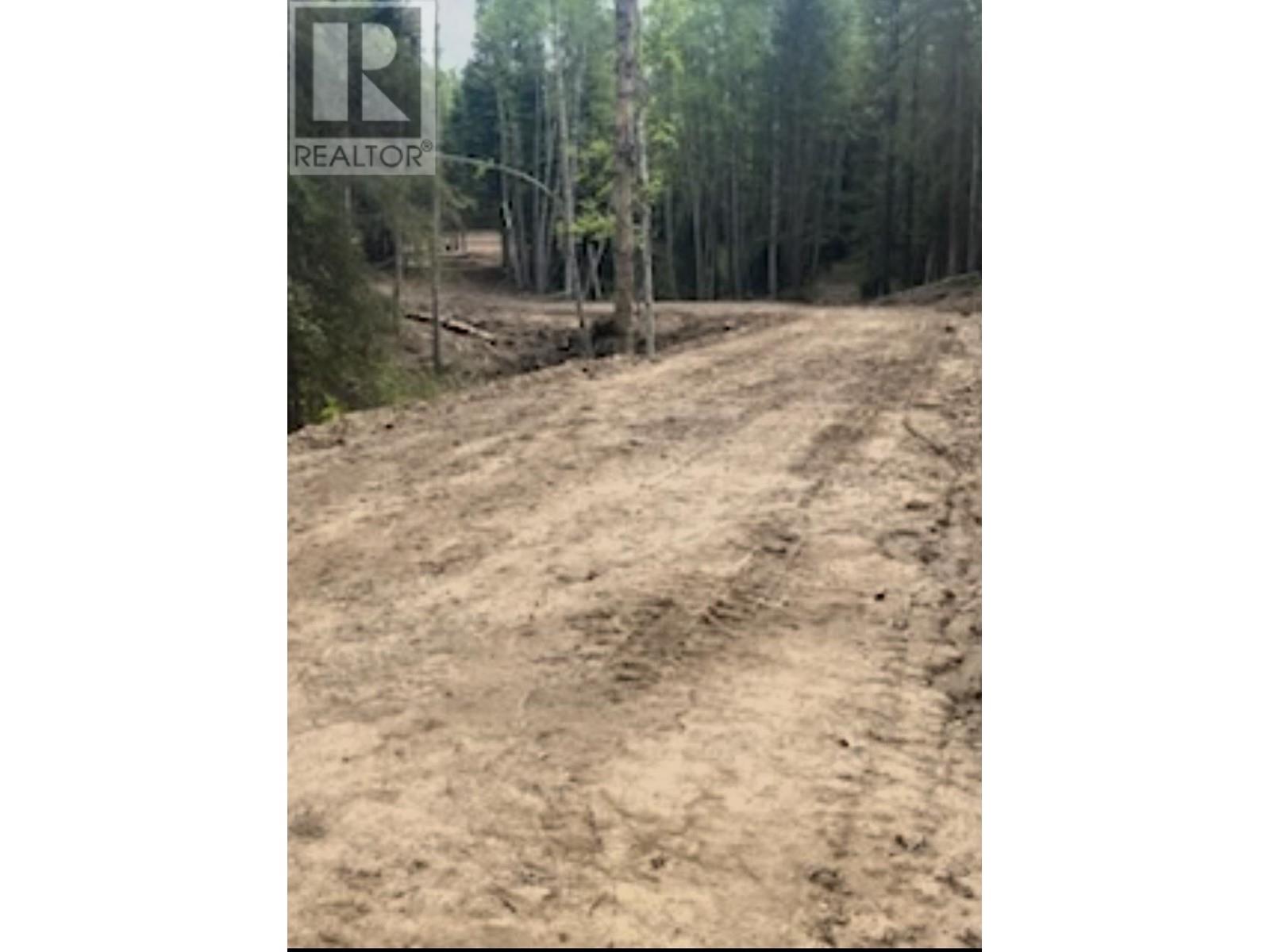 Dl 962 Ness Lake Road Property Photo 10