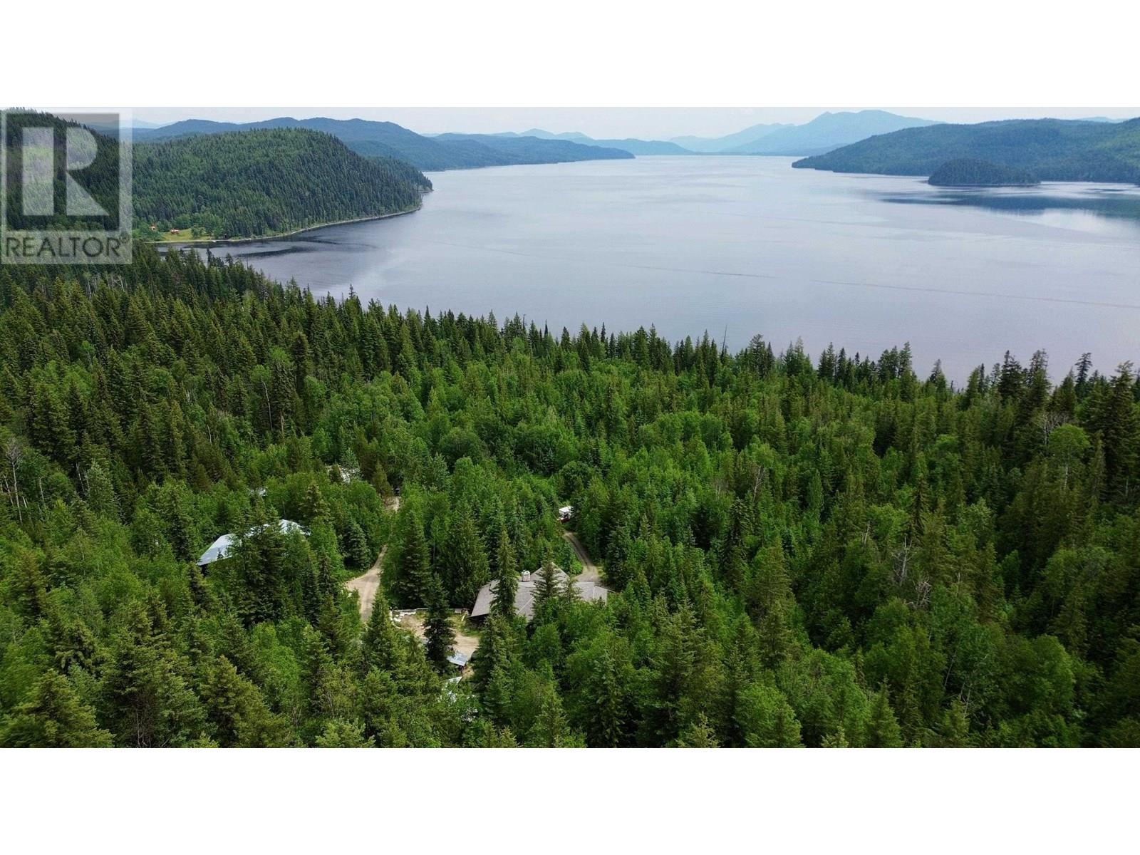 3561 Canim-hendrix Lake Road Property Photo 1