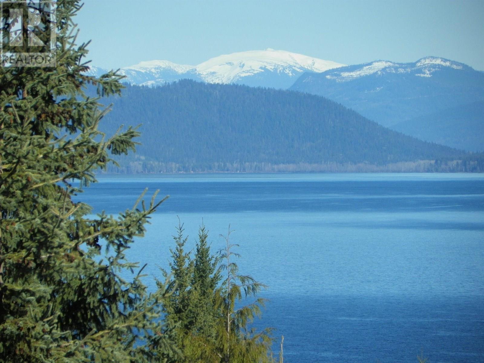 3561 Canim-hendrix Lake Road Property Photo 9