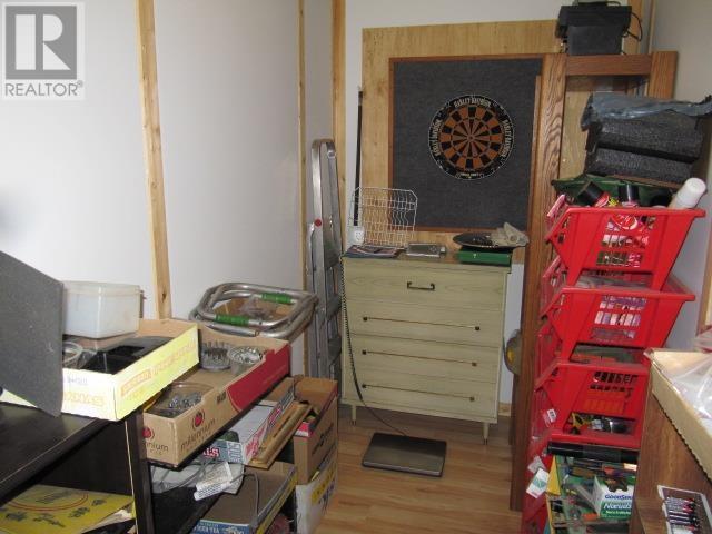 3561 Canim-hendrix Lake Road Property Photo 29