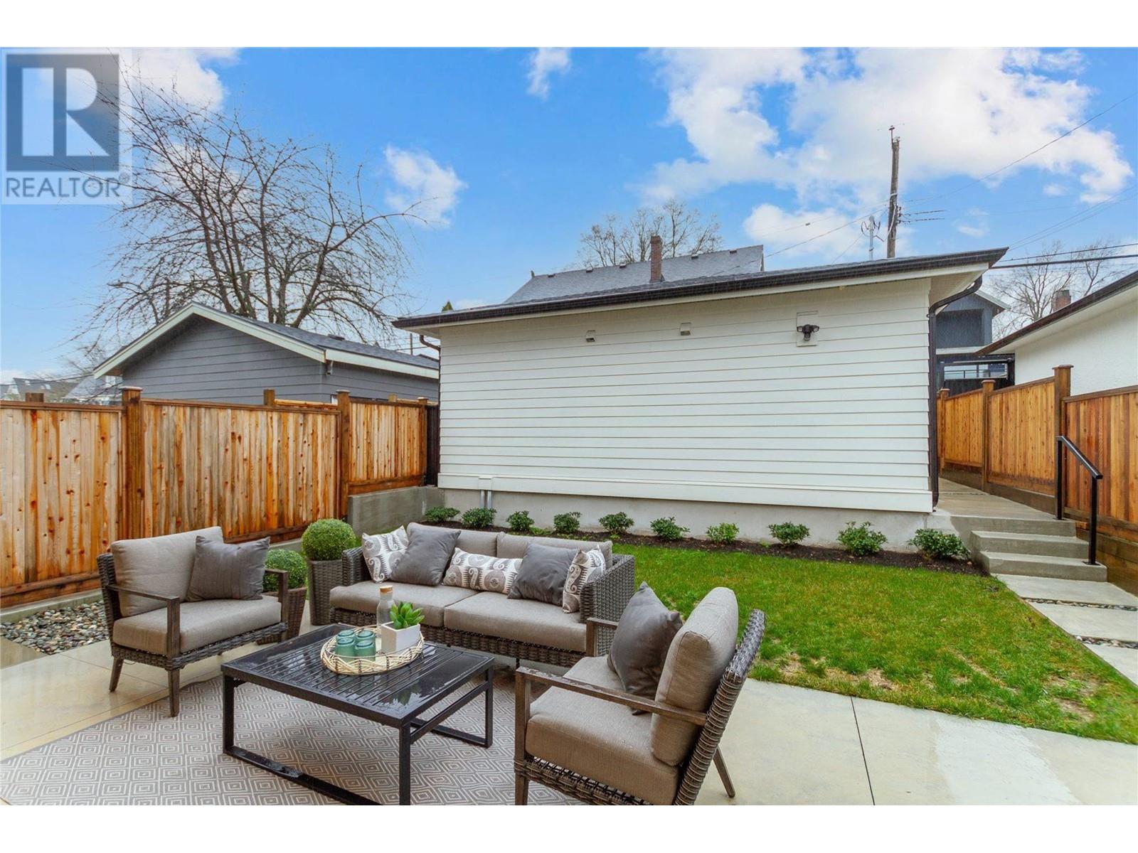 2 1982 Venables Street Property Photo 3