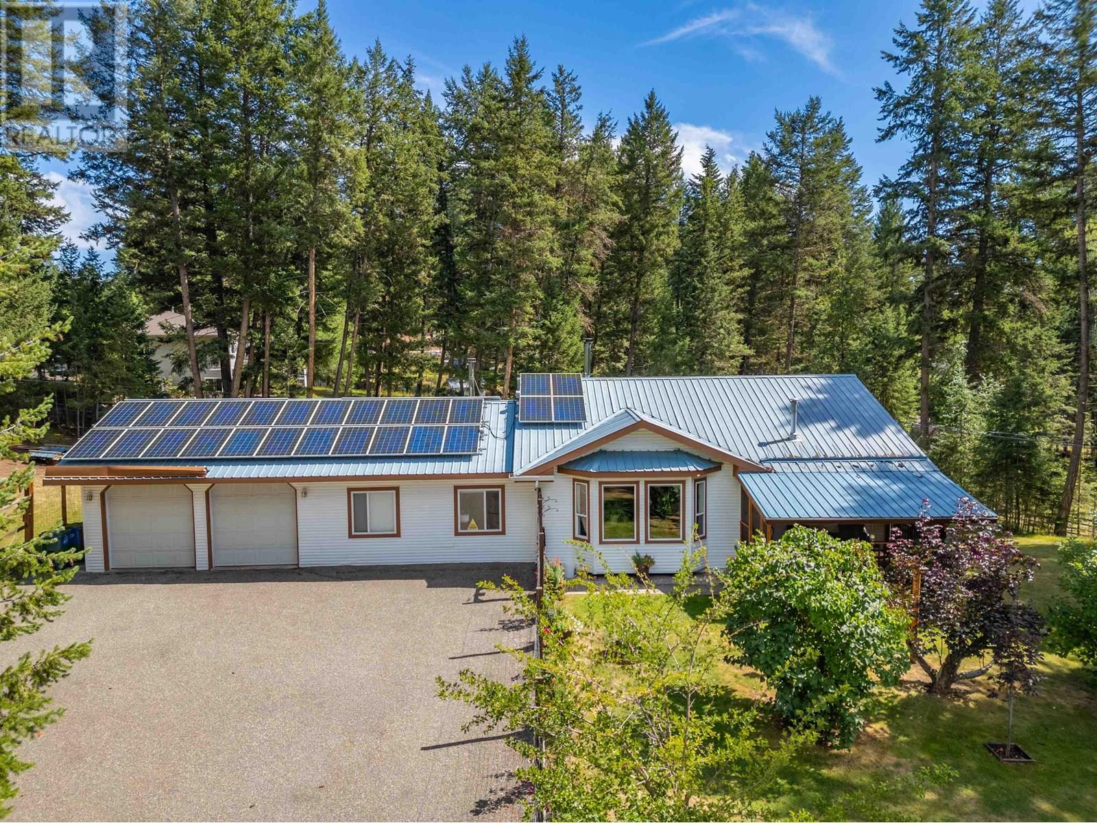 5208 Davis Road Property Photo 1